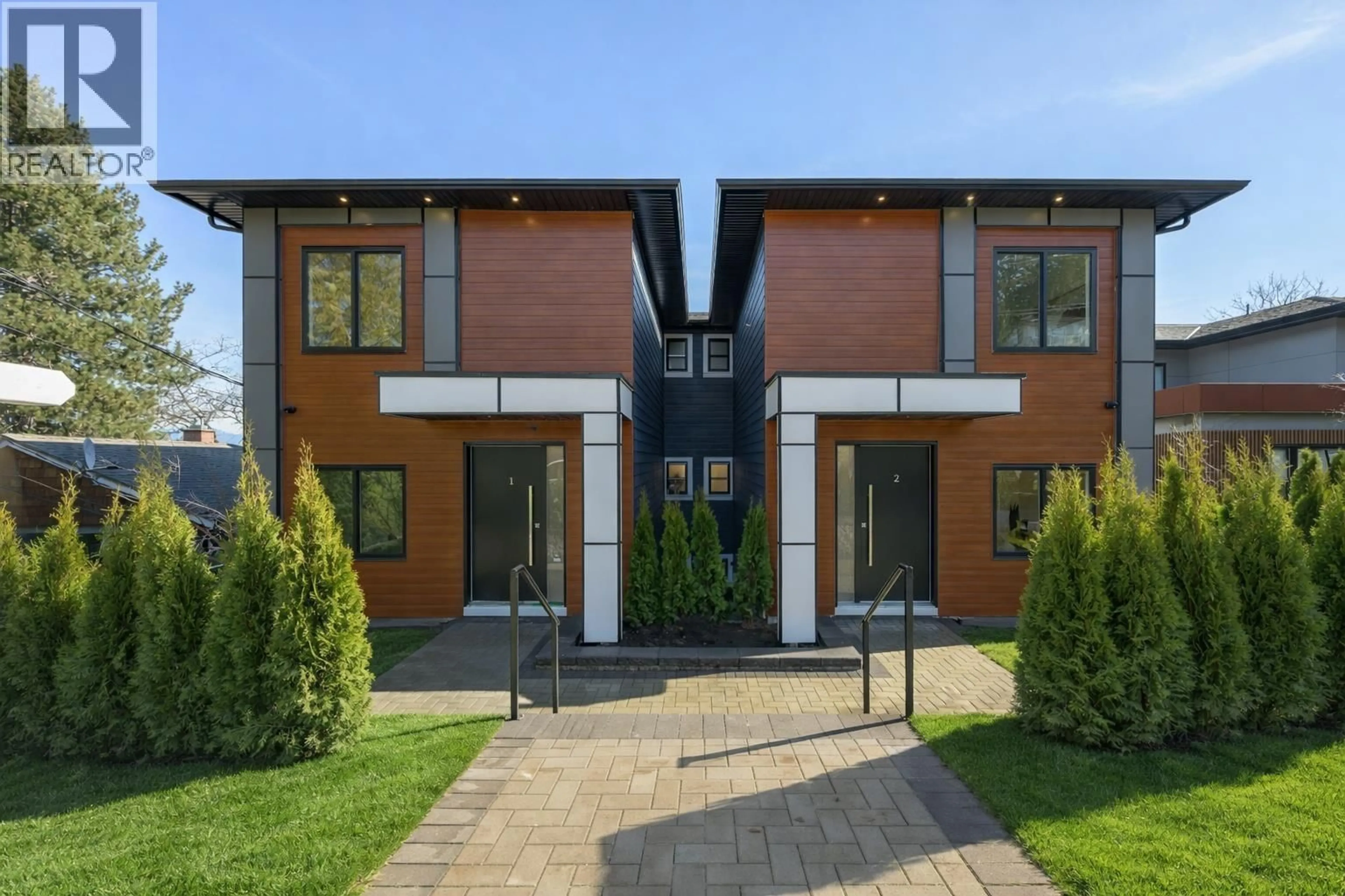 Home with brick exterior material, street for 2 - 6176 ELGIN AVENUE, Burnaby British Columbia V5H3S4