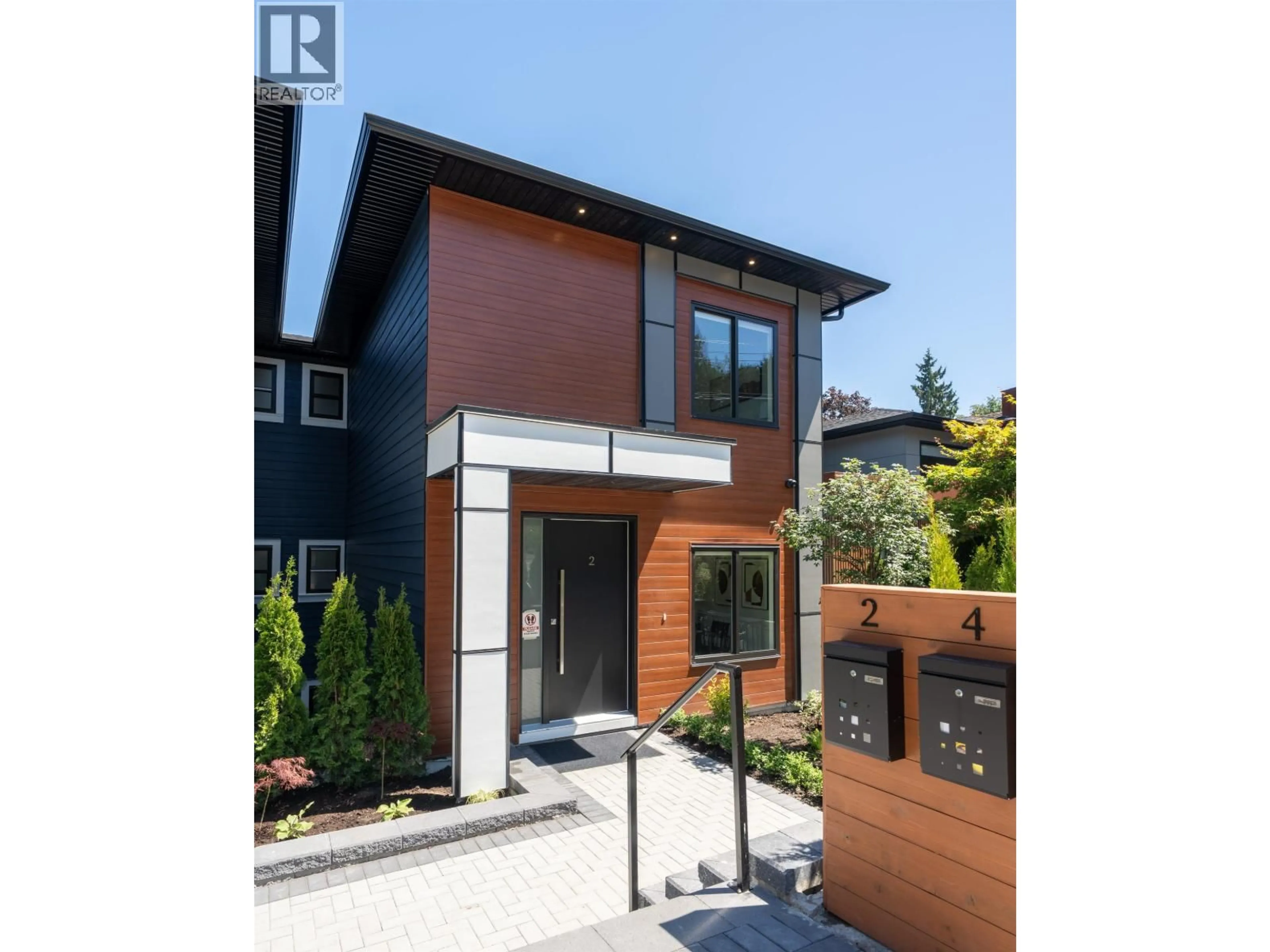 Home with brick exterior material, street for 2 - 6176 ELGIN AVENUE, Burnaby British Columbia V5H3S4