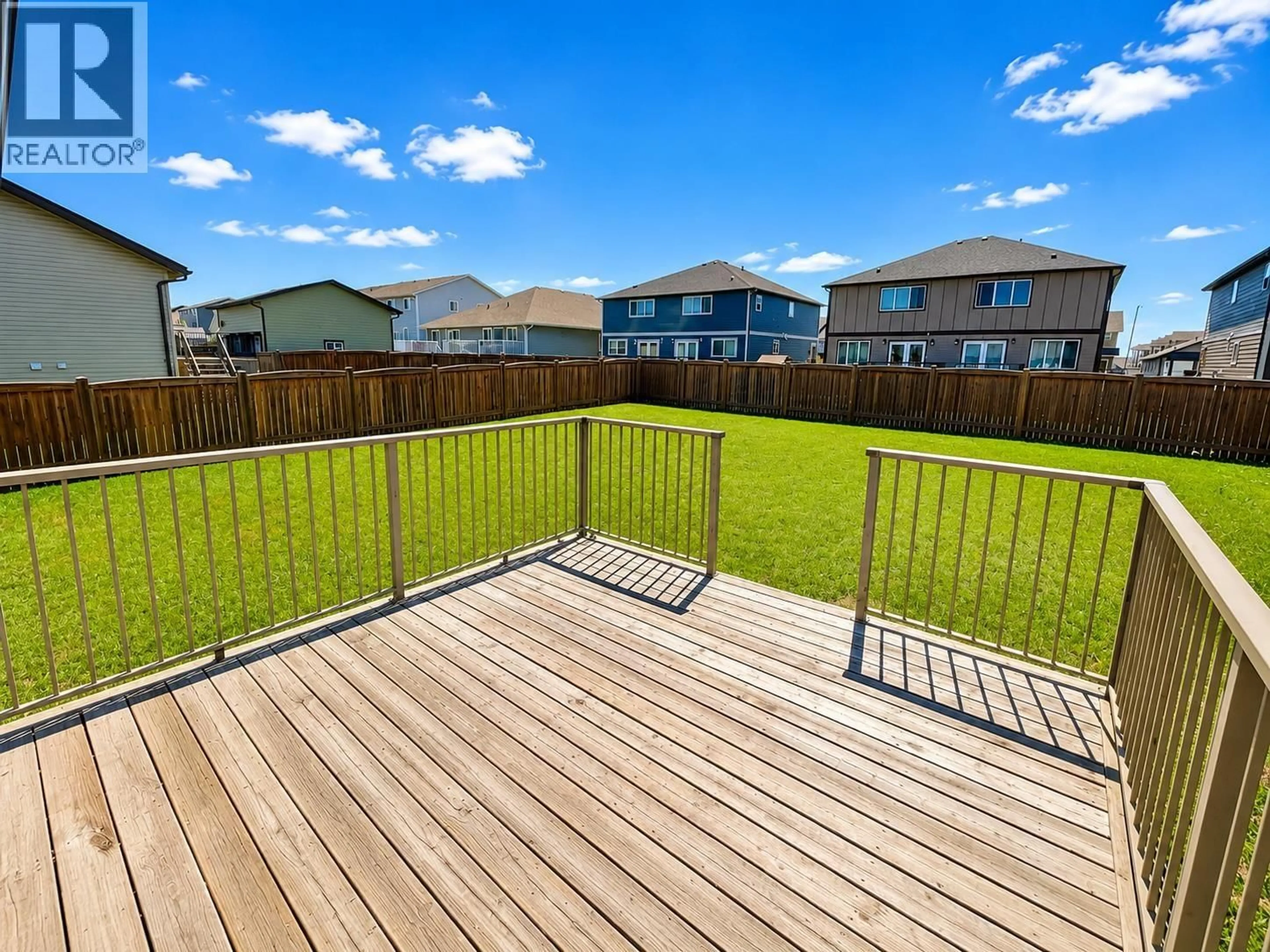 Patio, water/lake/river/ocean view for 11015 105 AVENUE, Fort St. John British Columbia V1J0L6