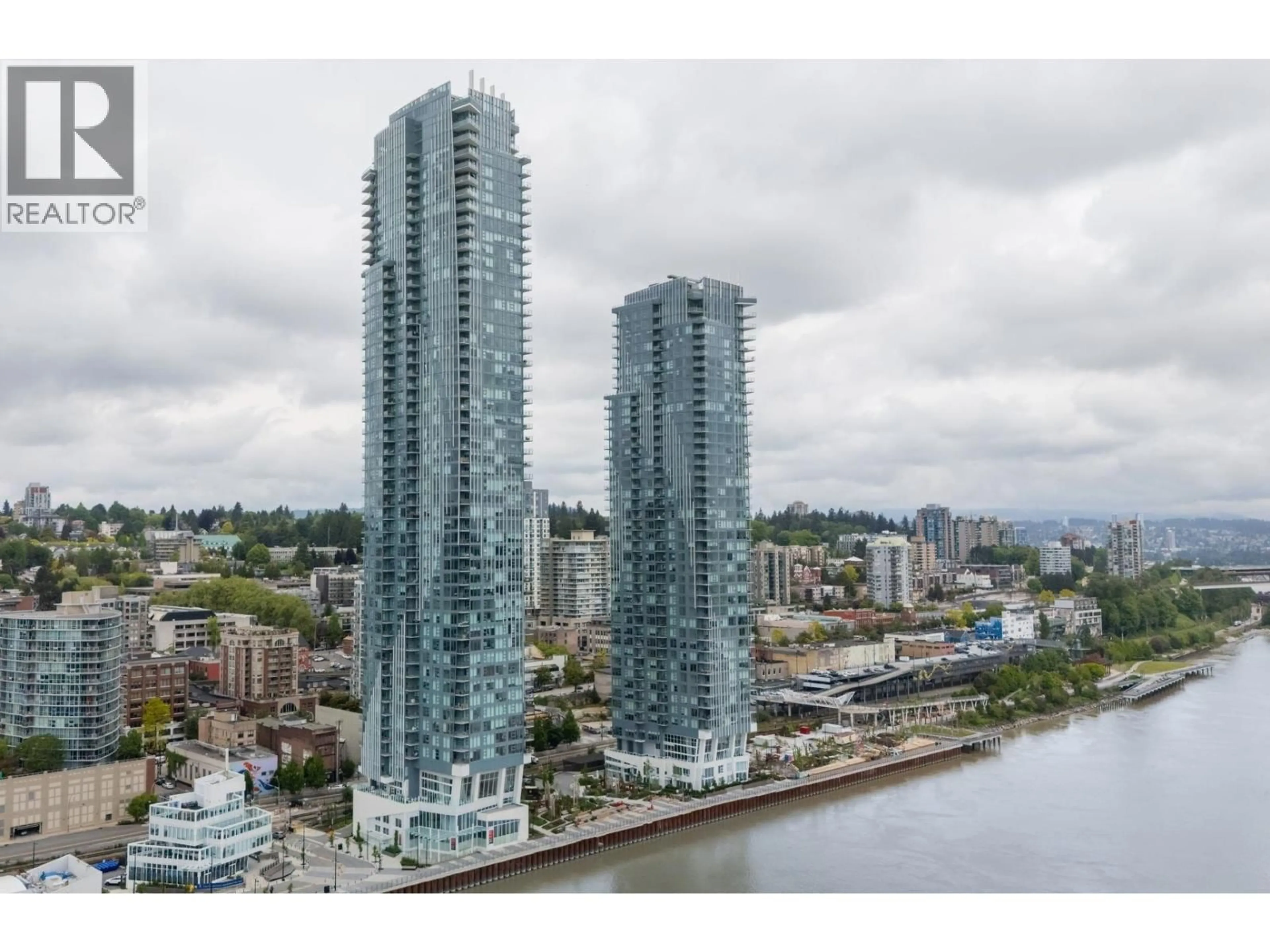 A pic from outside/outdoor area/front of a property/back of a property/a pic from drone, unknown for 4504 - 680 QUAYSIDE DRIVE, New Westminster British Columbia V3M0P2