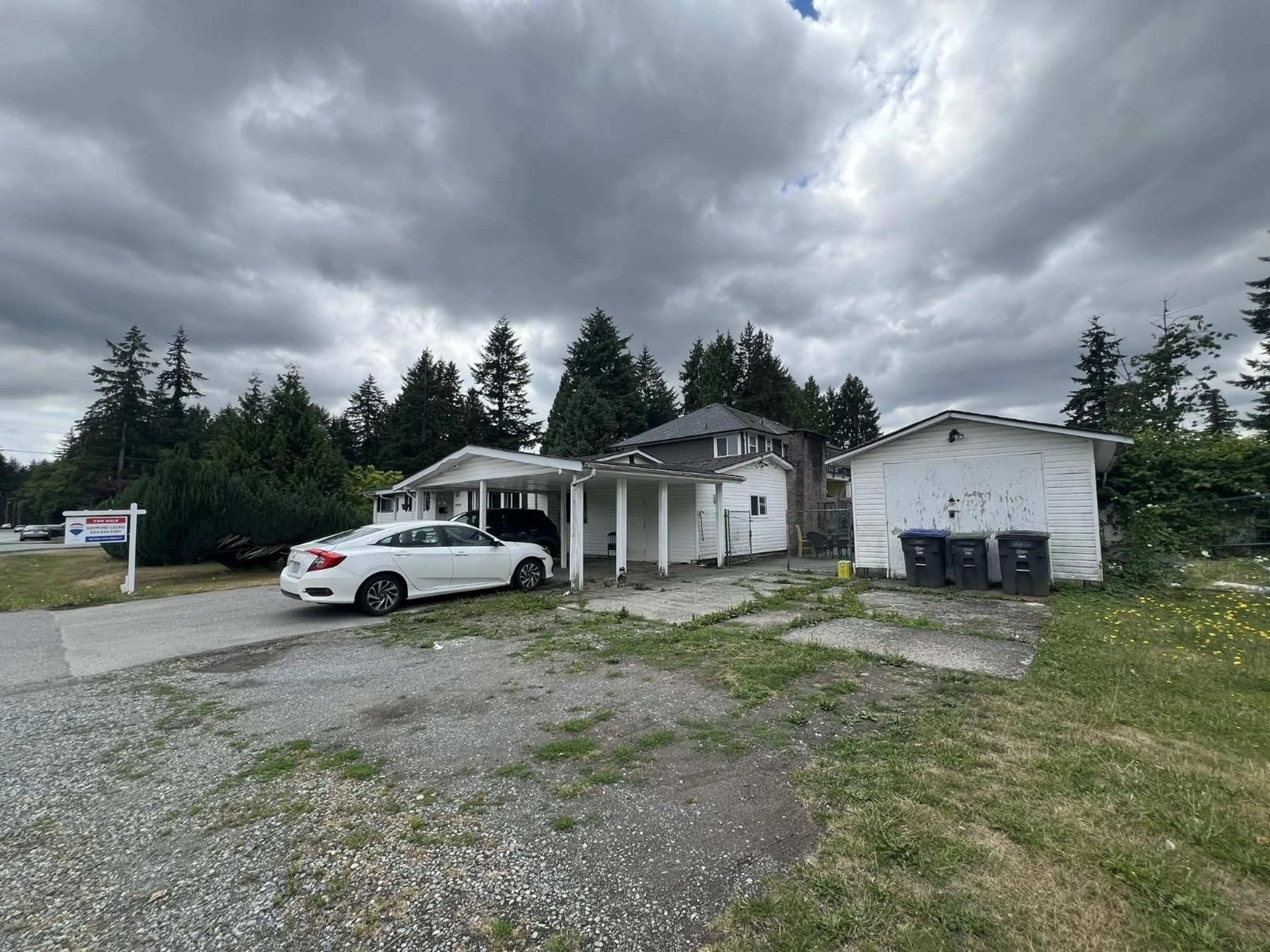A pic from outside/outdoor area/front of a property/back of a property/a pic from drone, unknown for 10307 146 STREET, Surrey British Columbia V3R3T3