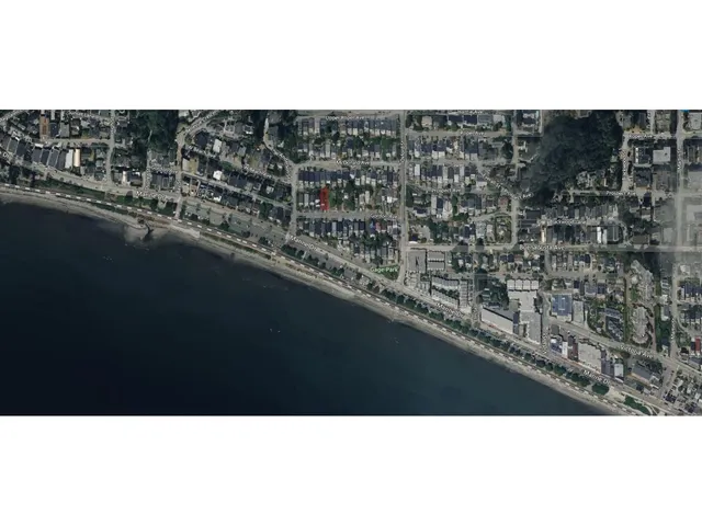 14729 GORDON AVENUE, White Rock 2