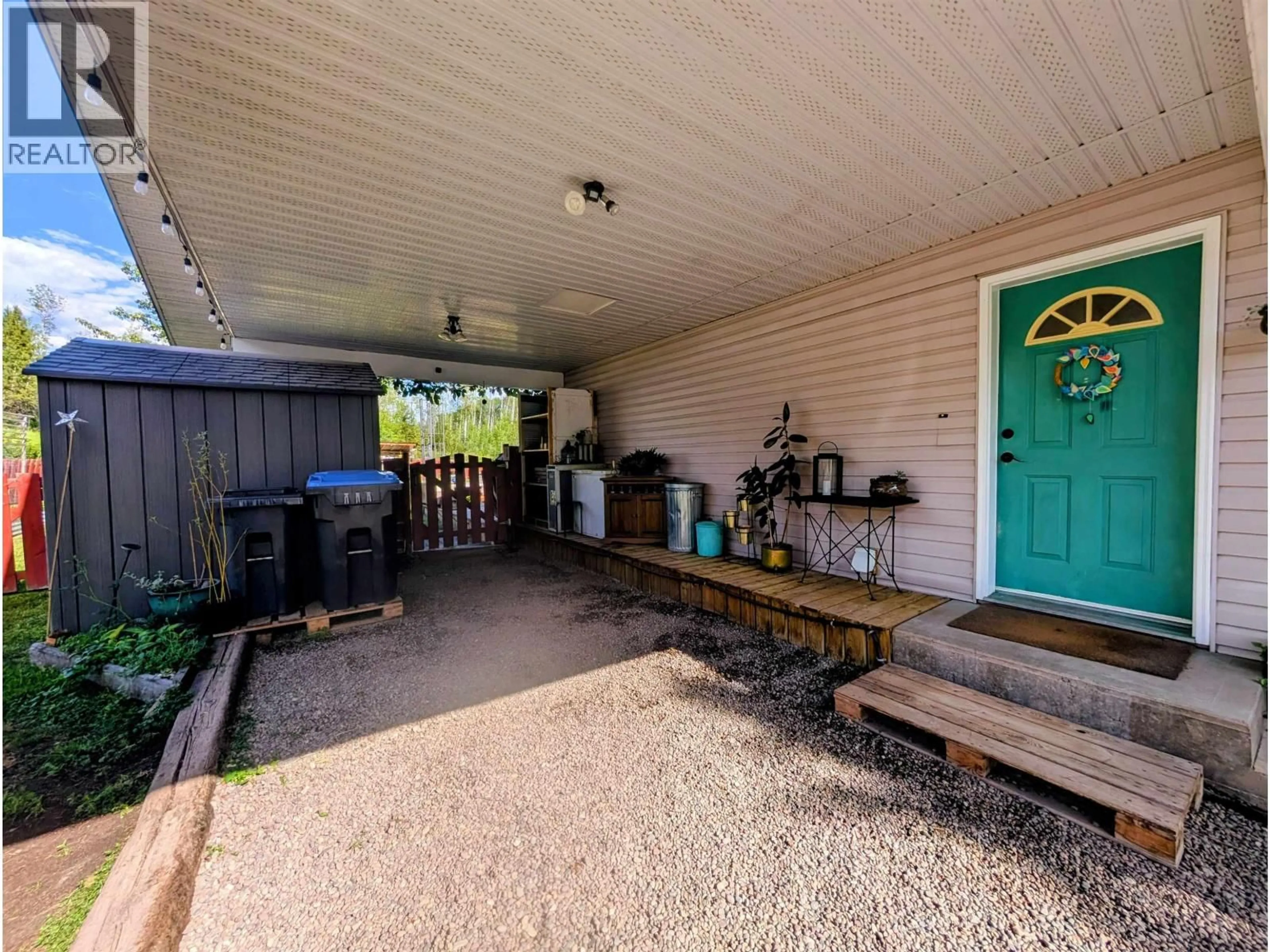 Patio, street for 1700 TELEGRAPH STREET, Telkwa British Columbia V0J2X0
