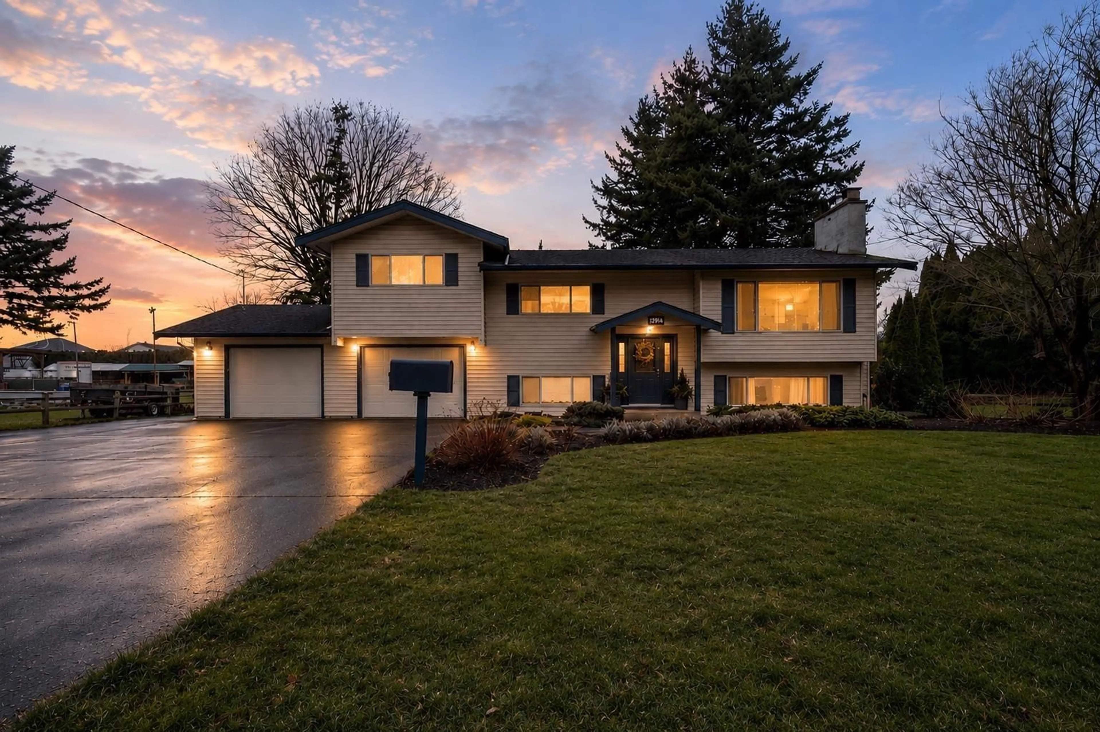 Home with vinyl exterior material, street for 5896 CARTER ROAD, Chilliwack British Columbia V2R3J8