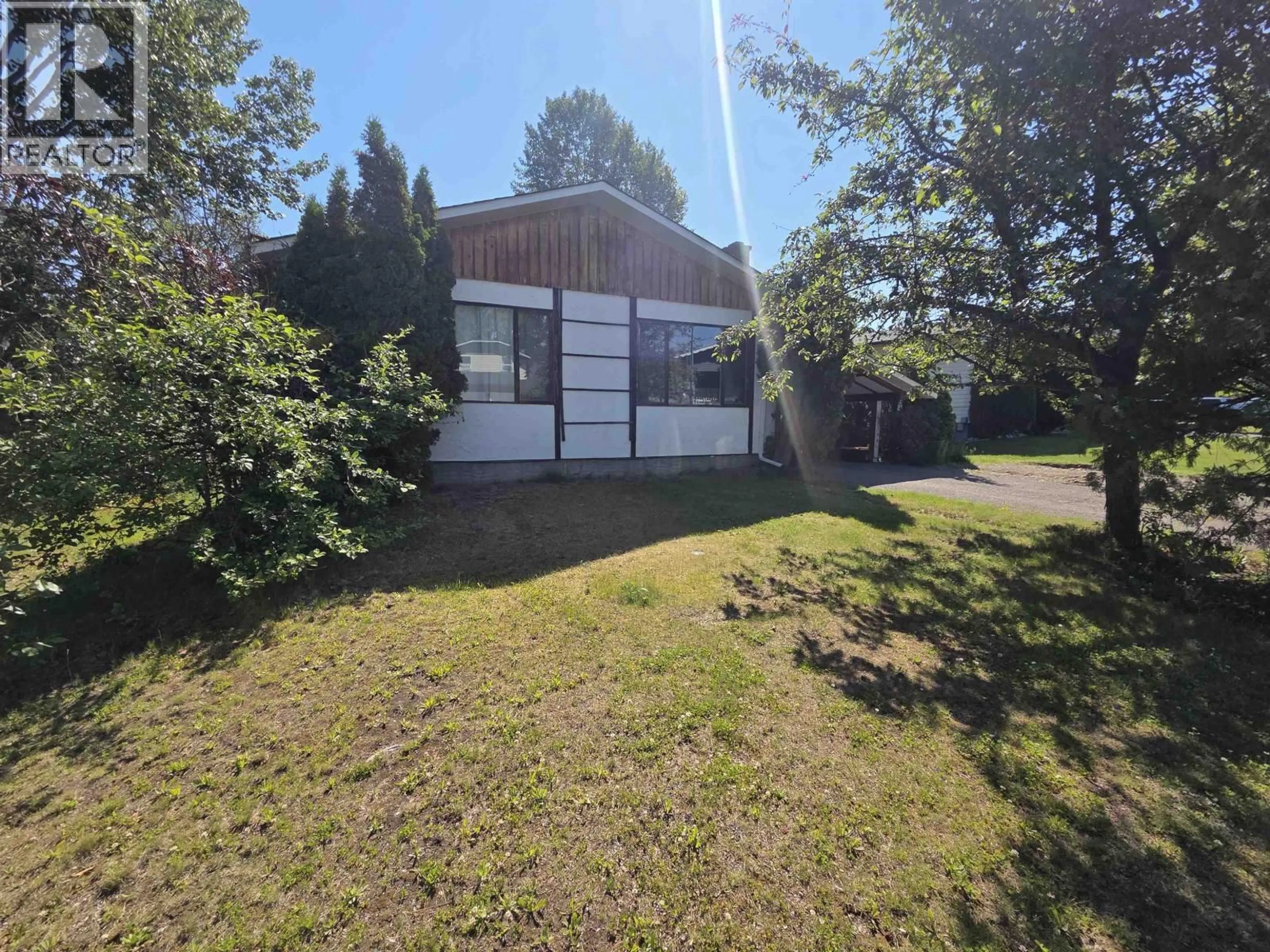 A pic from outside/outdoor area/front of a property/back of a property/a pic from drone, building for 1196 STIRLING DRIVE, Prince George British Columbia V2M6P4