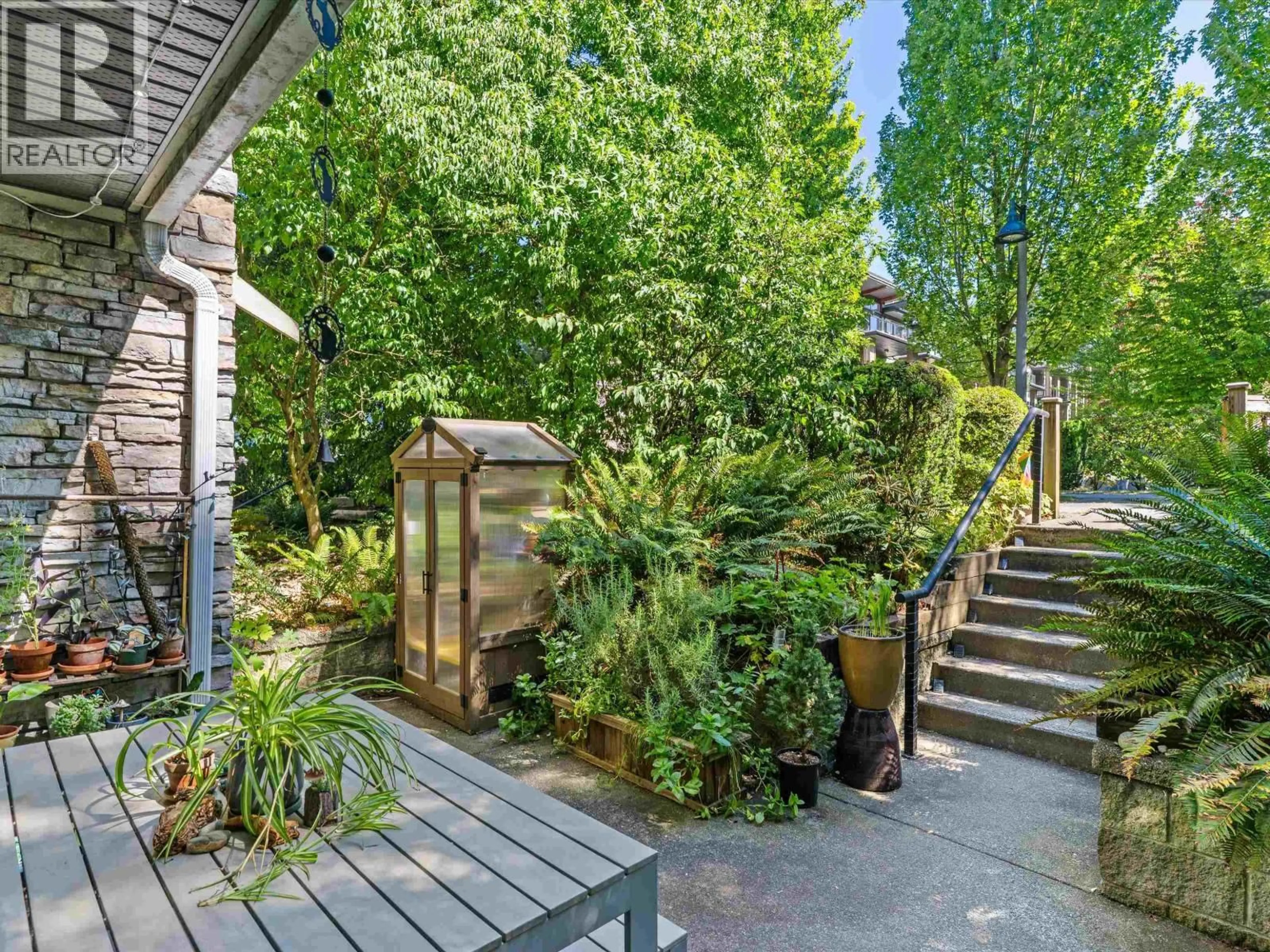 Patio, street for 13 - 7488 SOUTHWYNDE AVENUE, Burnaby British Columbia V3N5C6