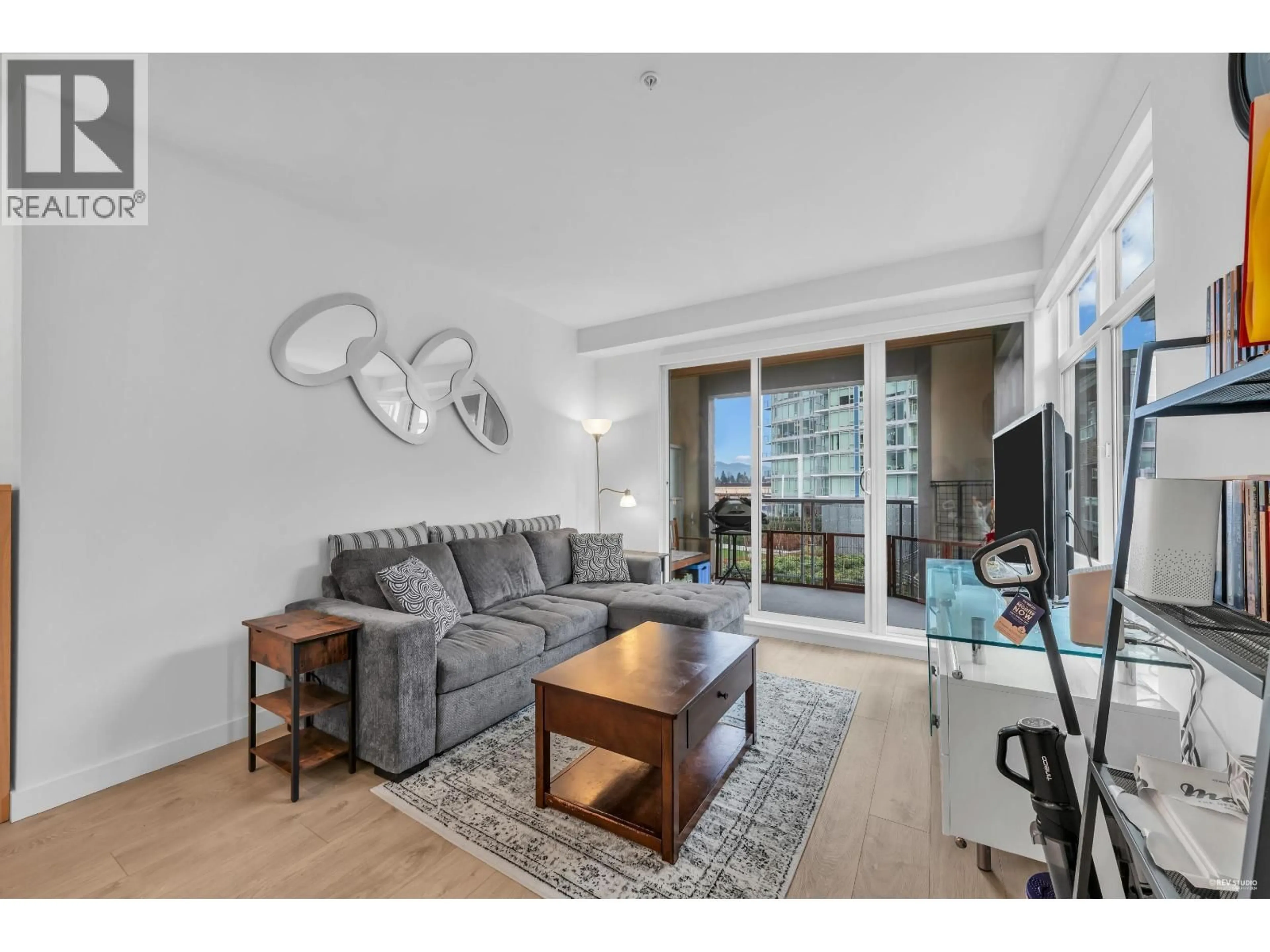 Living room with furniture, unknown for 311 - 7788 18TH STREET, Burnaby British Columbia V3N0J3
