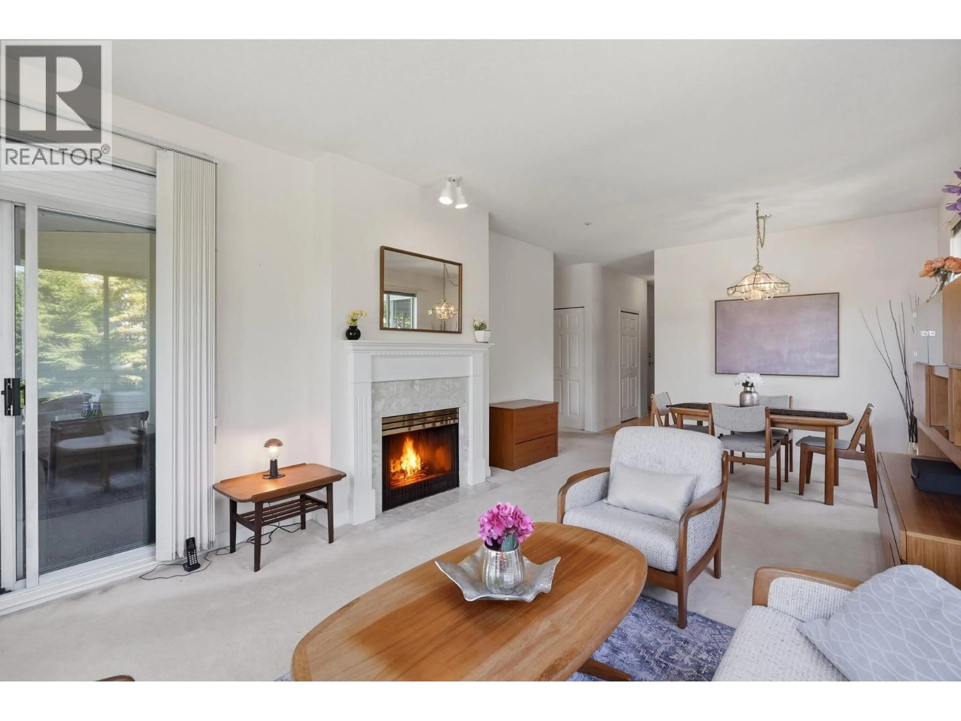 Living room with furniture, unknown for 316 - 360 36TH AVENUE, Vancouver British Columbia V5W4B9
