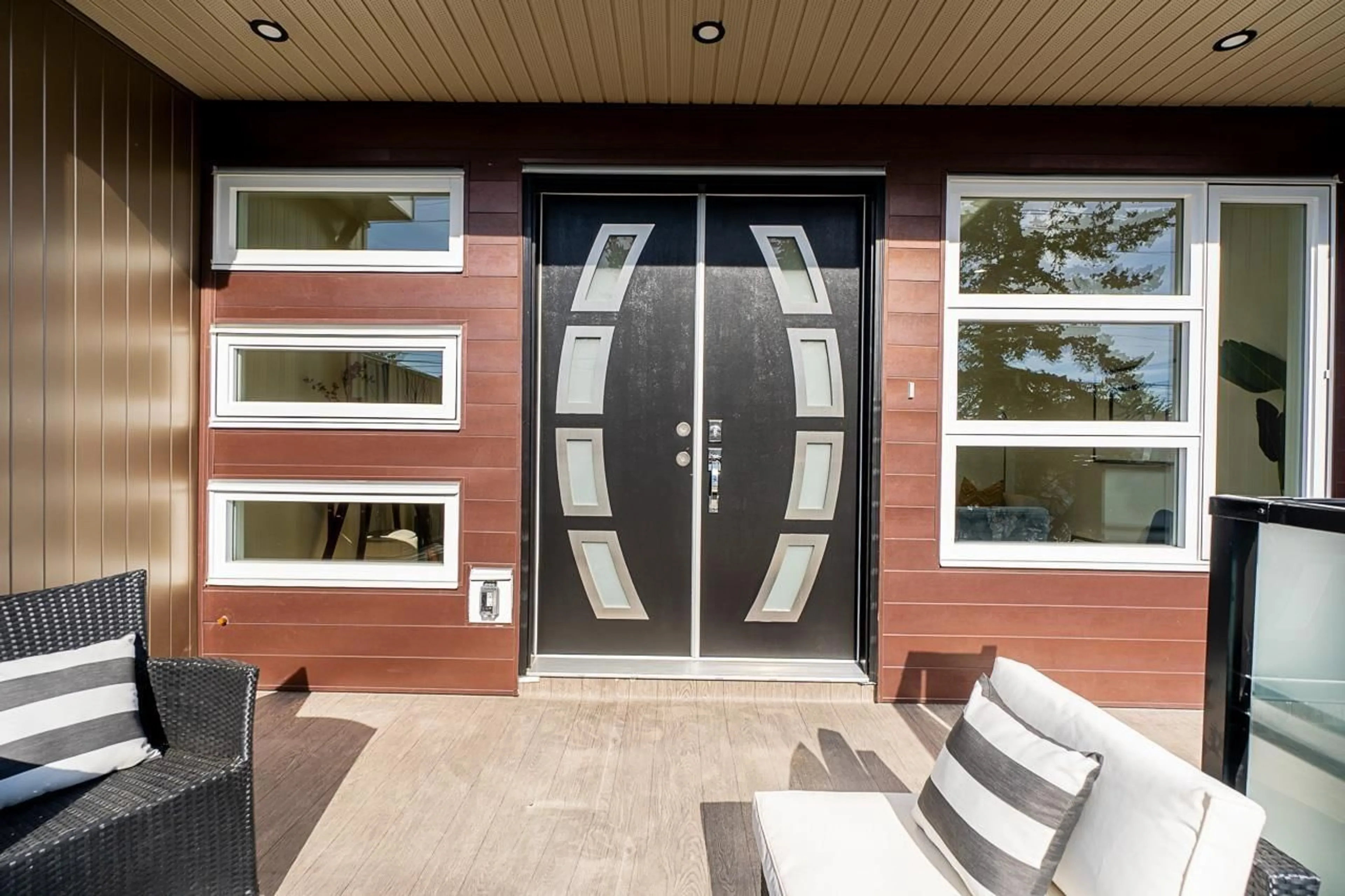 Indoor entryway for 7474 124 STREET, Surrey British Columbia V3W1P2