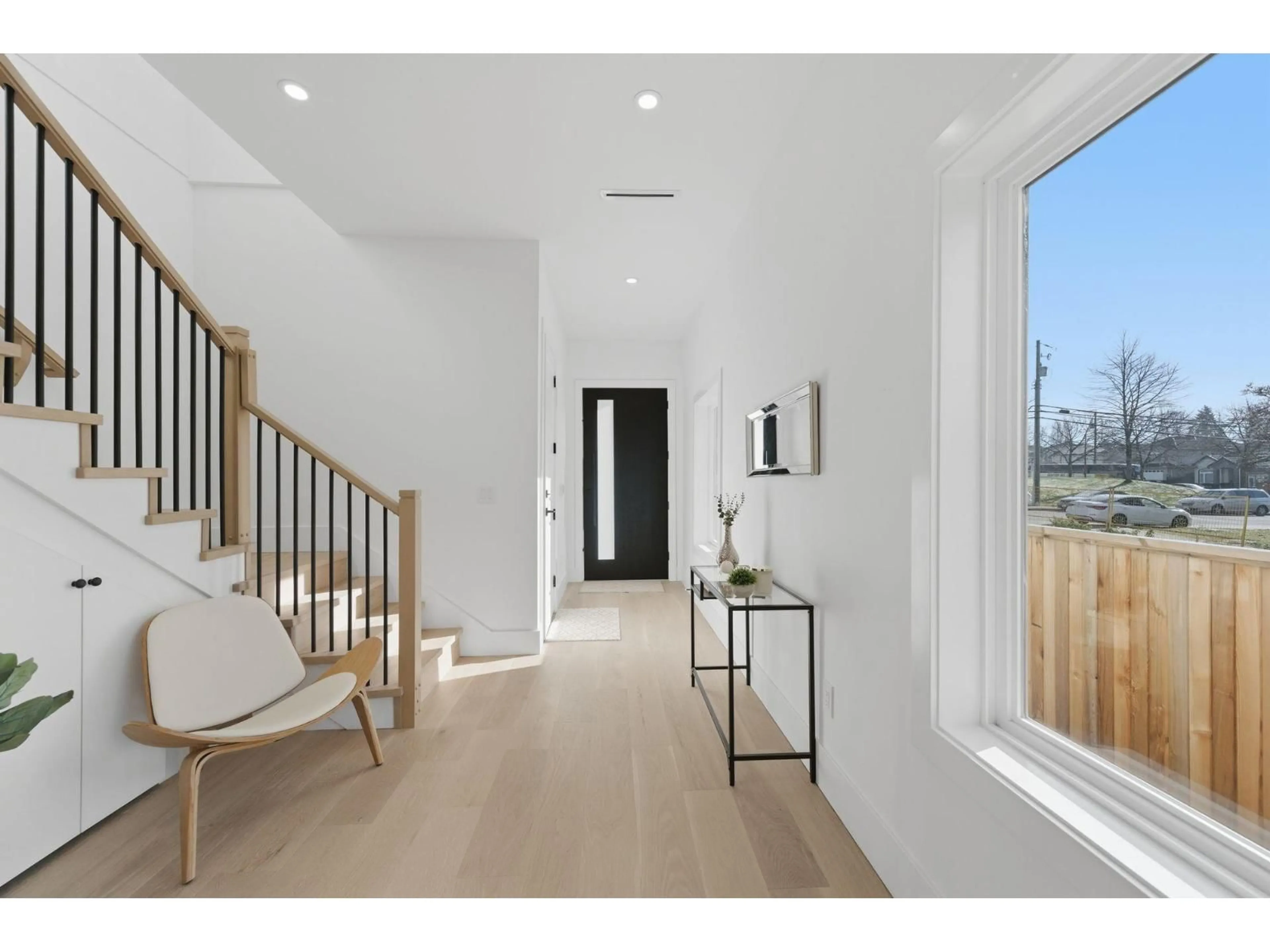 Indoor entryway for 8233 114 STREET, Delta British Columbia V4C5J4