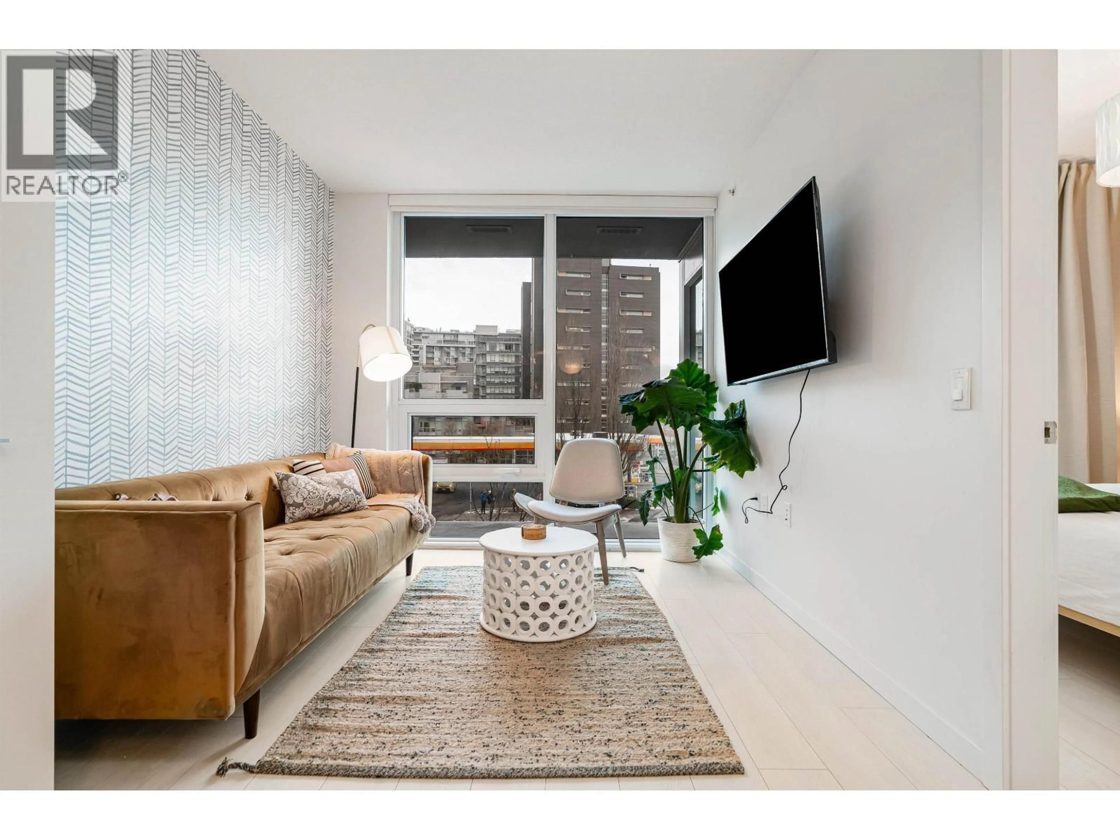Living room with furniture, unknown for 204 - 180 2ND AVENUE, Vancouver British Columbia V5T0K4