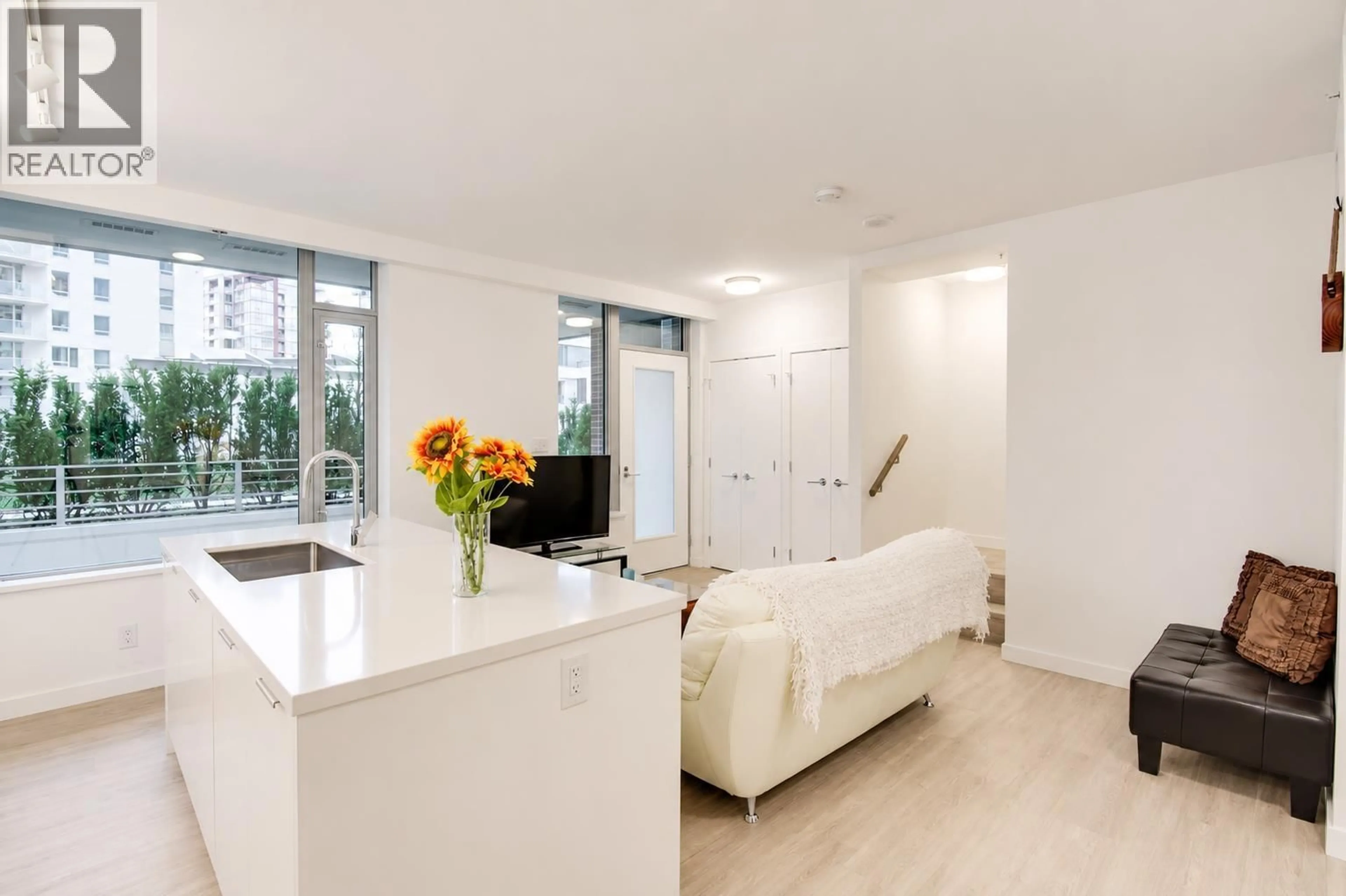 Unknown for 1618 PULLMAN PORTER STREET, Vancouver British Columbia V6A0H2