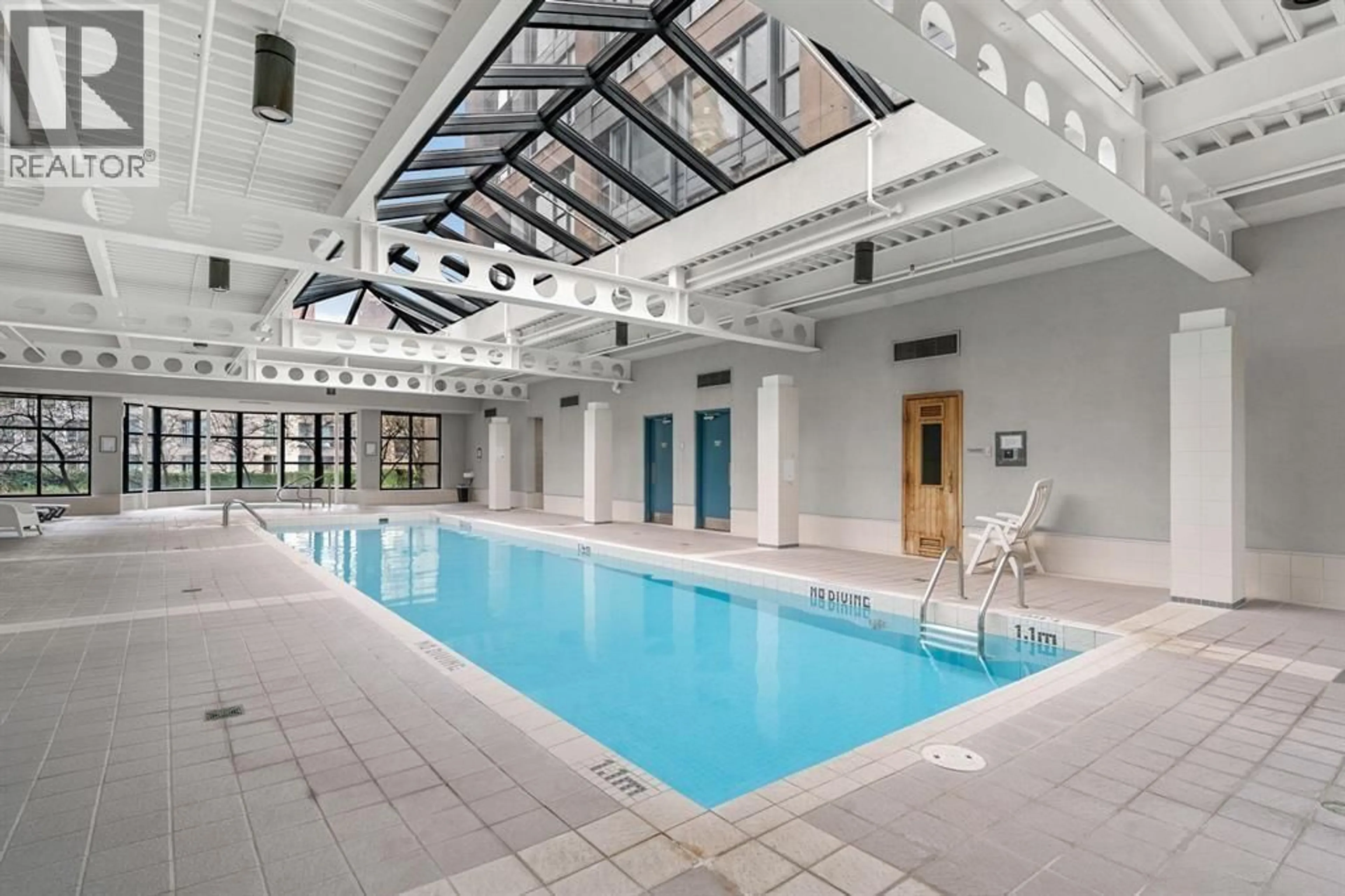 Pool for 804 - 183 KEEFER PLACE, Vancouver British Columbia V6B6B9