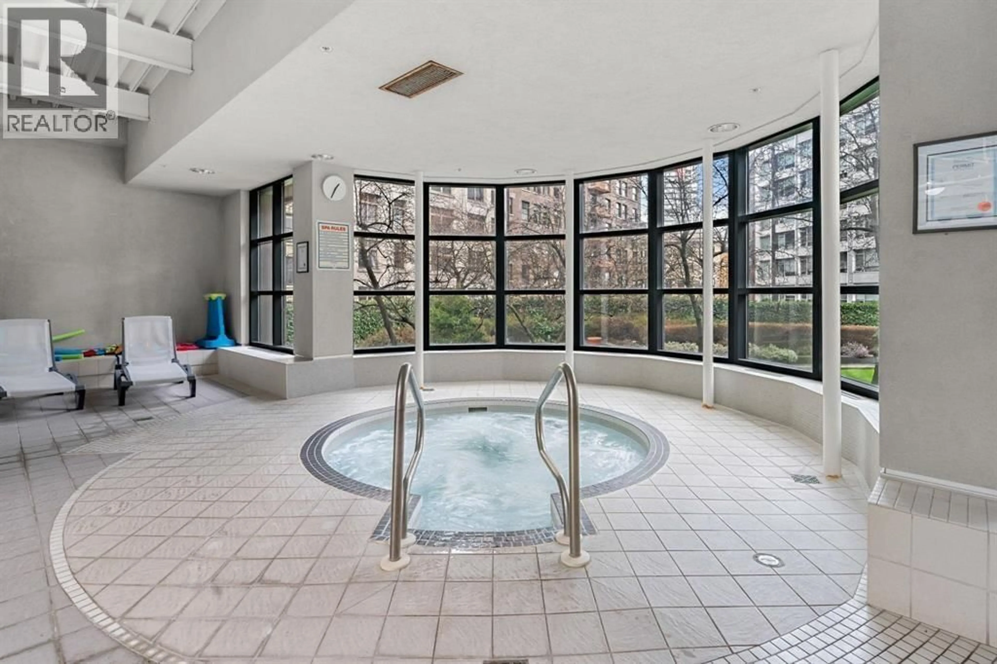 Pool for 804 - 183 KEEFER PLACE, Vancouver British Columbia V6B6B9