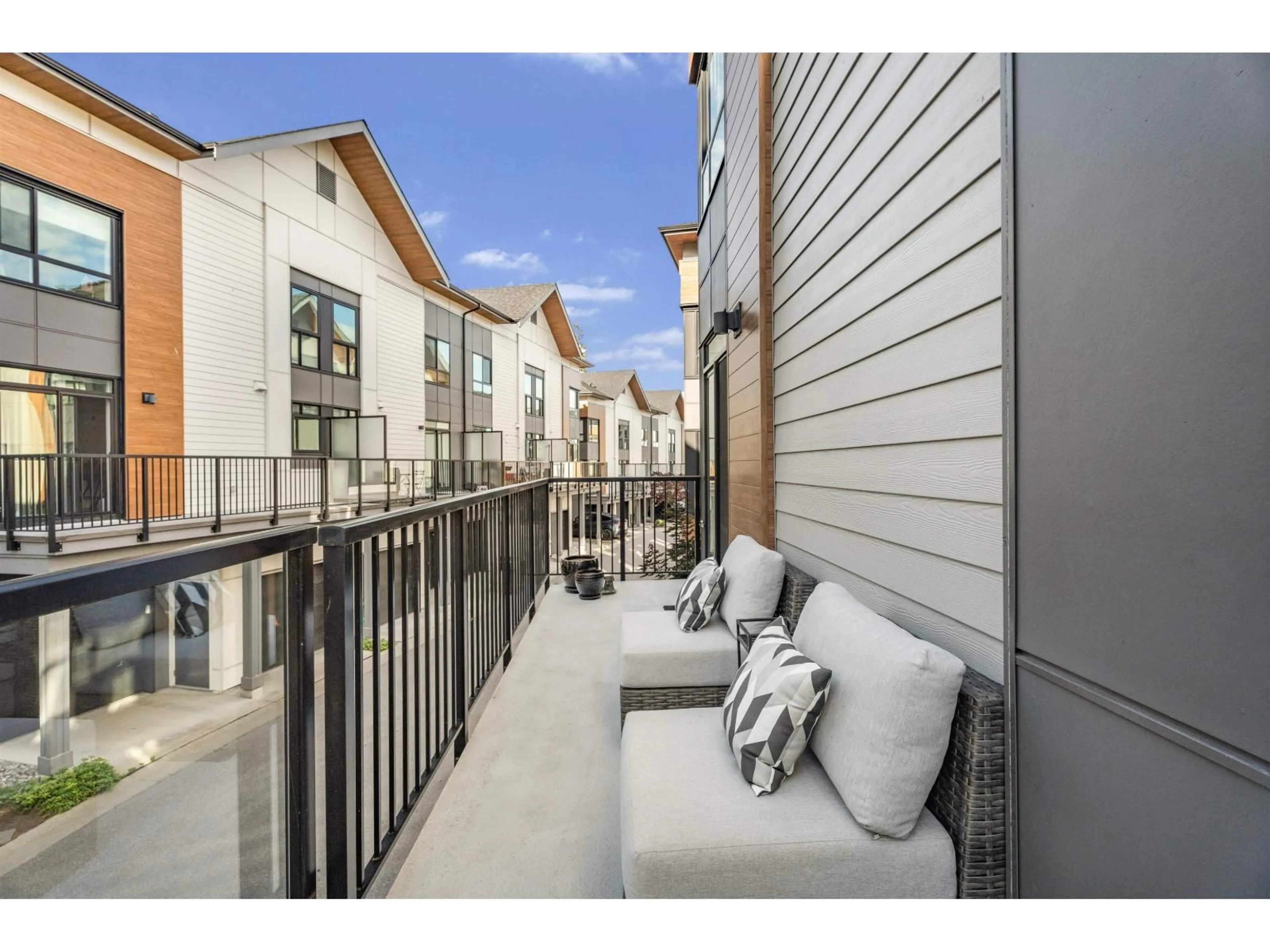 Patio, street for 60 - 15151 EDMUND DRIVE, Surrey British Columbia V3S0B2