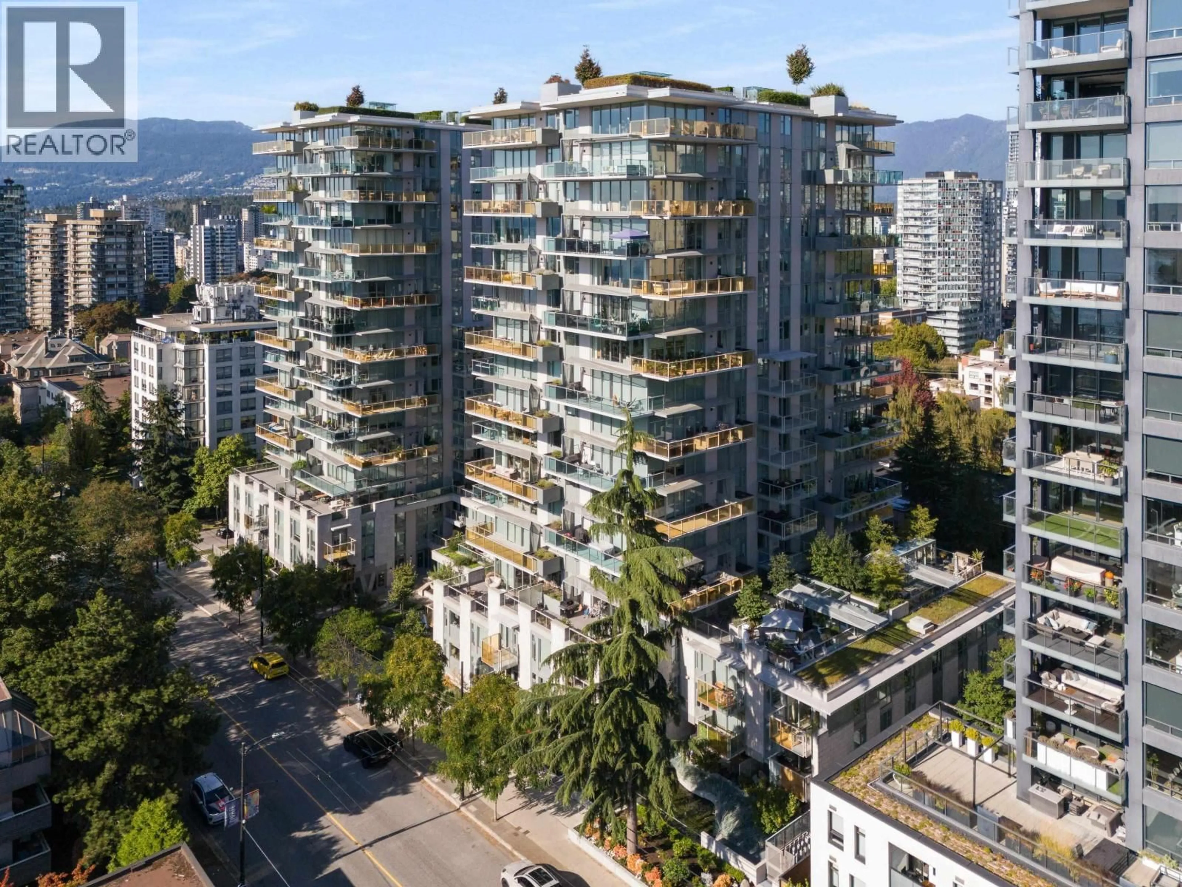 A pic from outside/outdoor area/front of a property/back of a property/a pic from drone, city buildings view from balcony for 403 - 1365 DAVIE STREET, Vancouver British Columbia V6E1N5