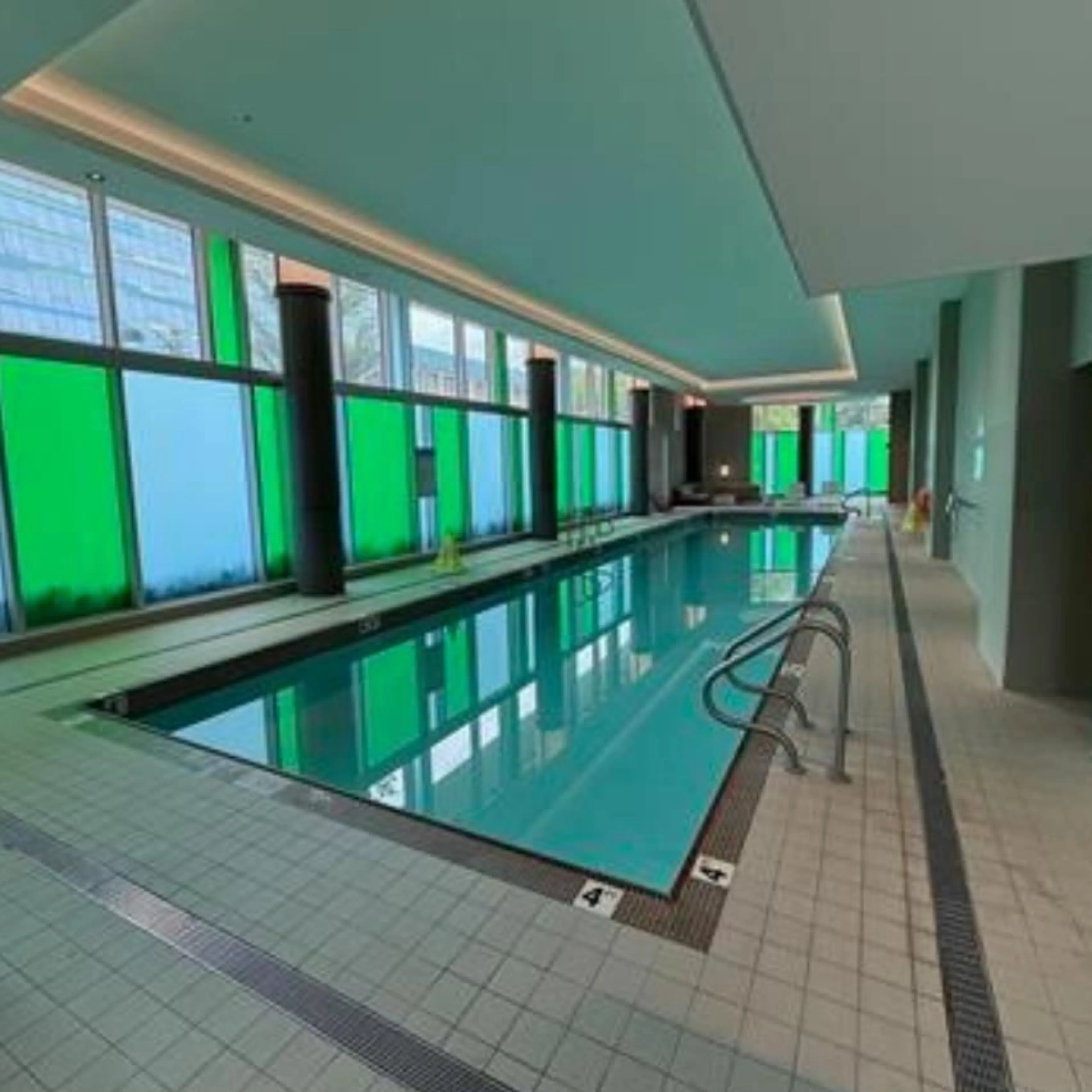 Pool for 801 - 9887 WHALLEY BOULEVARD, Surrey British Columbia V3T0P4