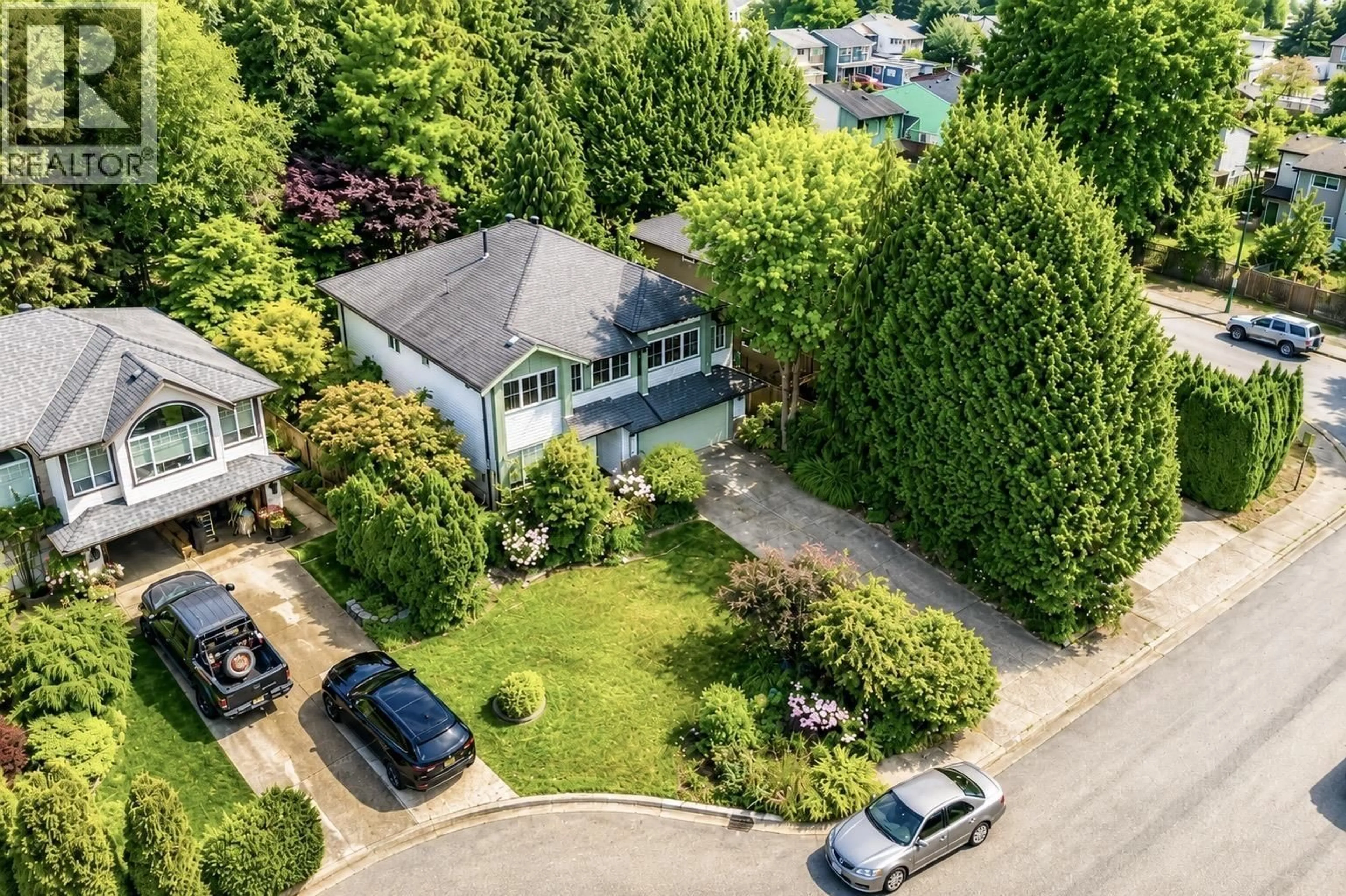 A pic from outside/outdoor area/front of a property/back of a property/a pic from drone, street for 2995 MARCELLIN PLACE, Coquitlam British Columbia V3C6E7