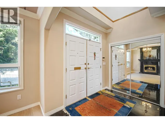 3978 VICTORIA DRIVE, Vancouver 4