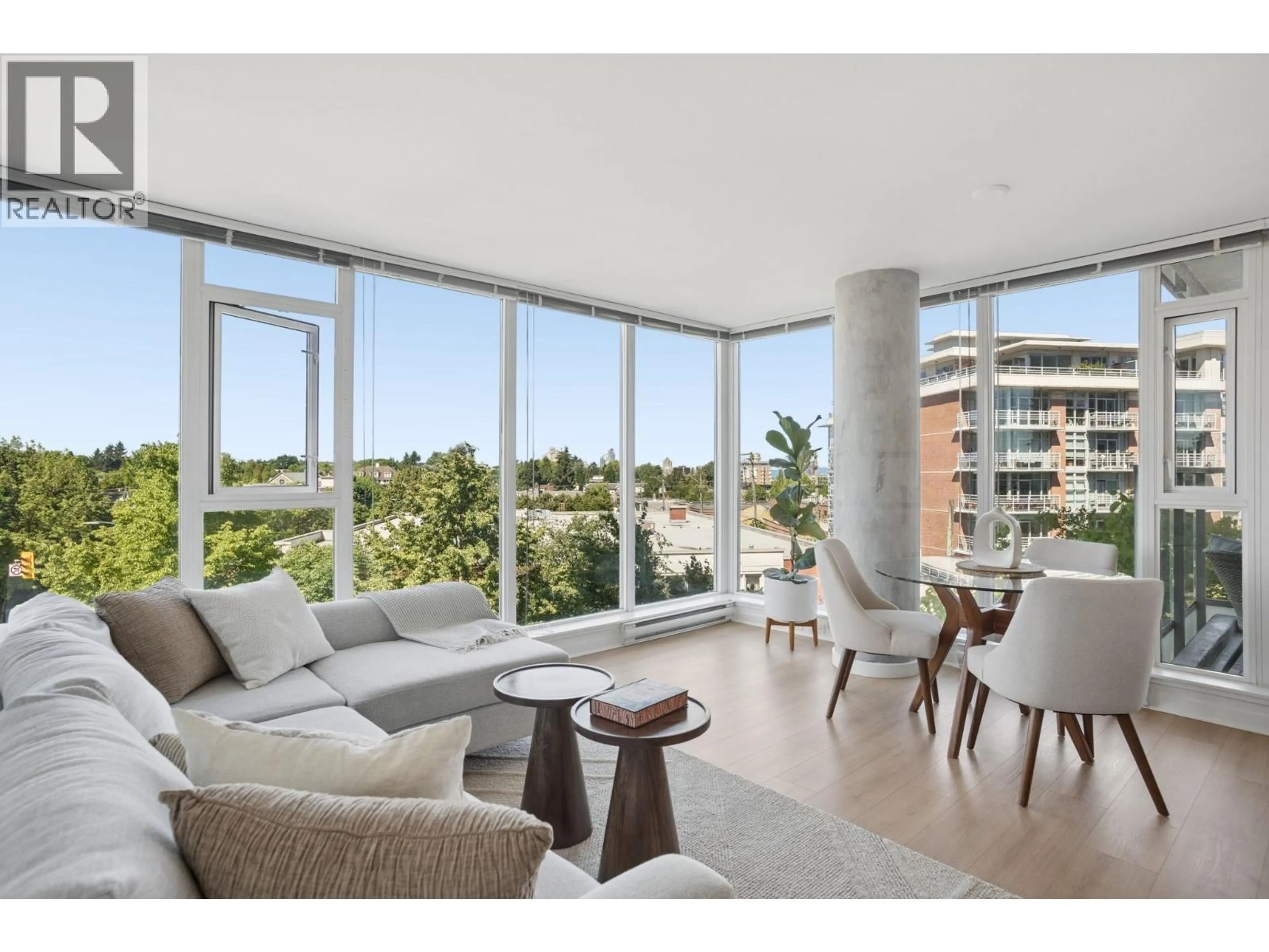 Living room with furniture, unknown for 501 - 2770 SOPHIA STREET, Vancouver British Columbia V5T0A4