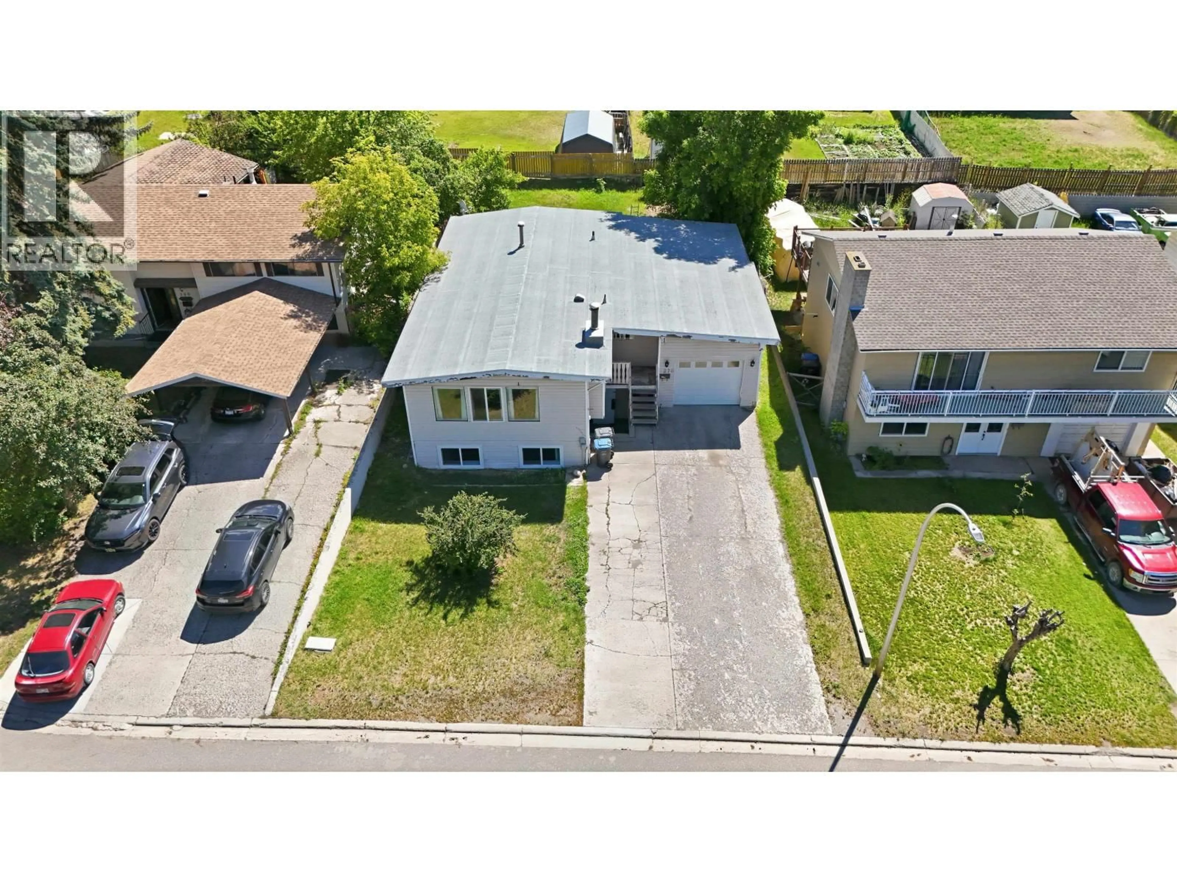 A pic from outside/outdoor area/front of a property/back of a property/a pic from drone, street for 270 LITZENBURG CRESCENT, Williams Lake British Columbia V2G4G6