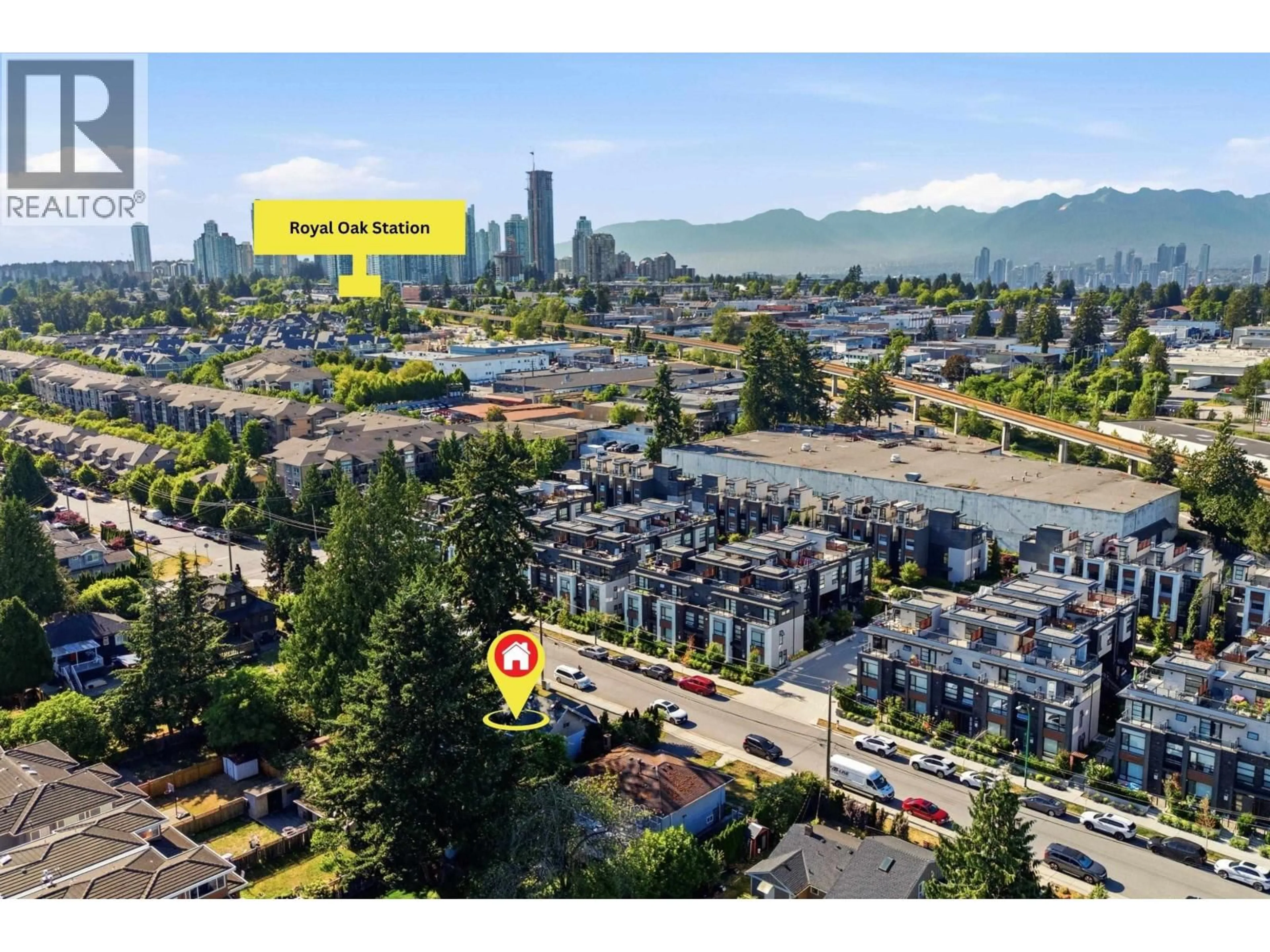 A pic from outside/outdoor area/front of a property/back of a property/a pic from drone, mountain view for 5990 IRMIN STREET, Burnaby British Columbia V5J1Z1