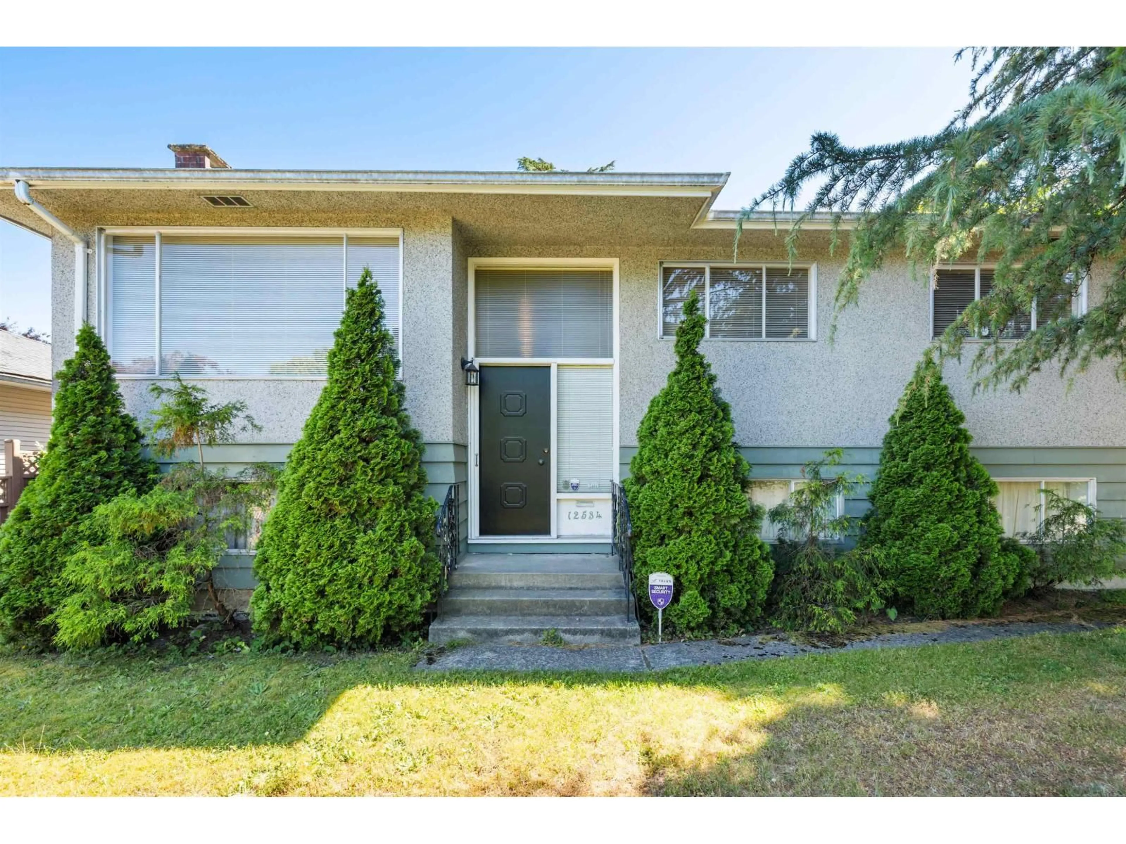 Unknown for 12534 GROVE CRESCENT, Surrey British Columbia V3V2L7