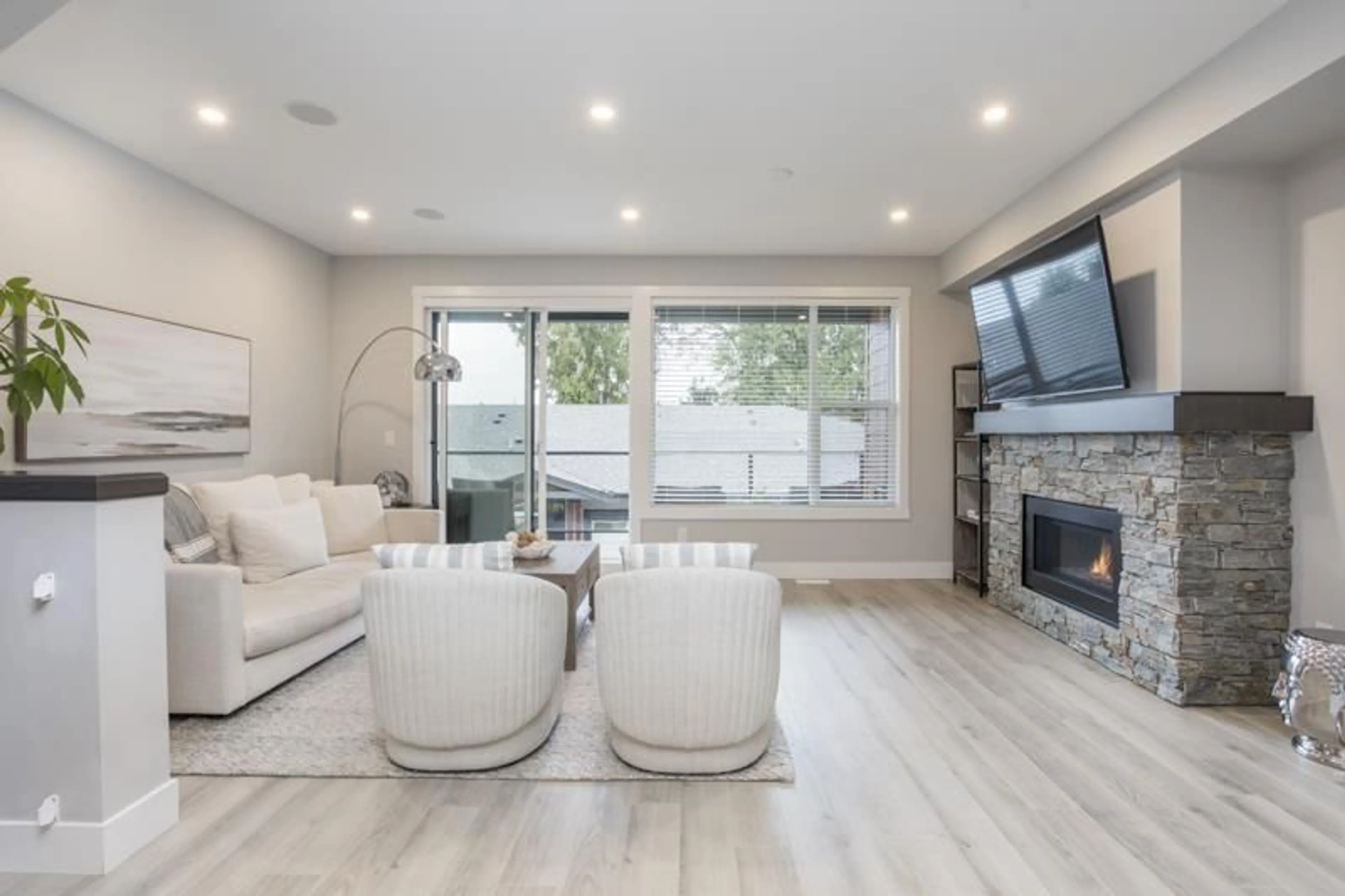 Living room with furniture, unknown for 27 - 3618 150 STREET, Surrey British Columbia V3Z0W3