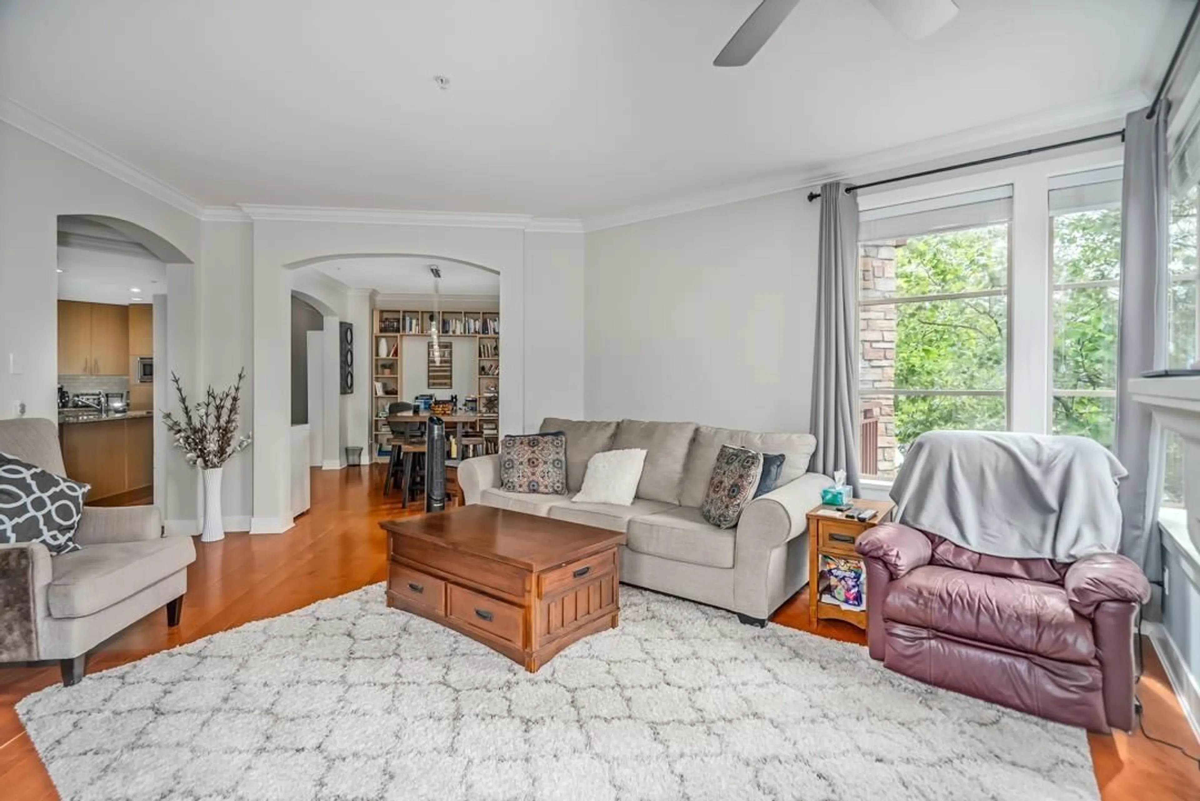 Living room with furniture, unknown for 204 - 16421 64 AVENUE, Surrey British Columbia V3S6V7