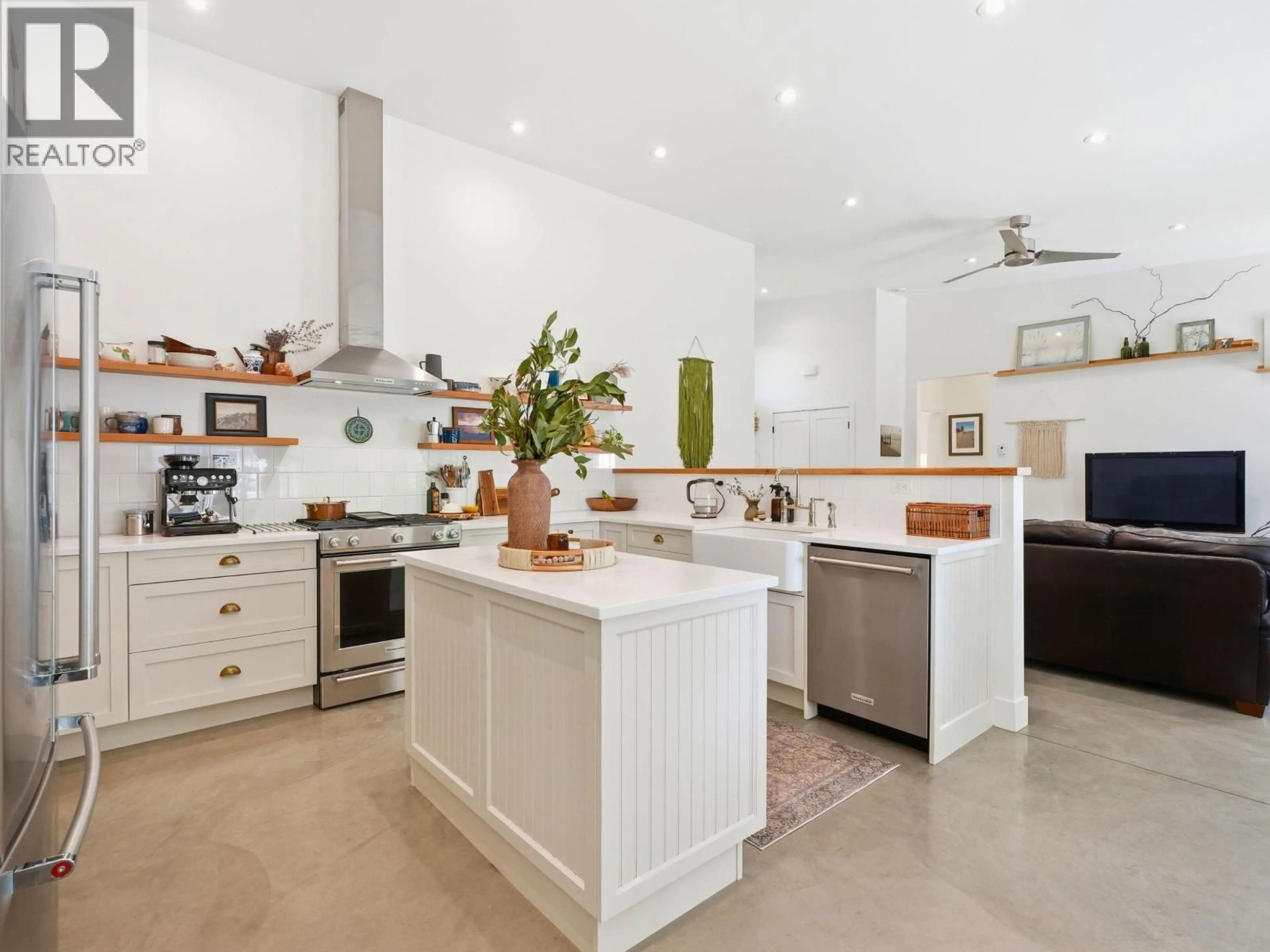 Open concept kitchen, ceramic/tile floor for 1304 OLES PLACE, Roberts Creek British Columbia V0N2W2