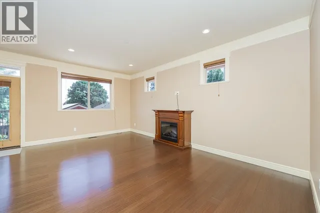 1216 NANAIMO STREET, New Westminster 5