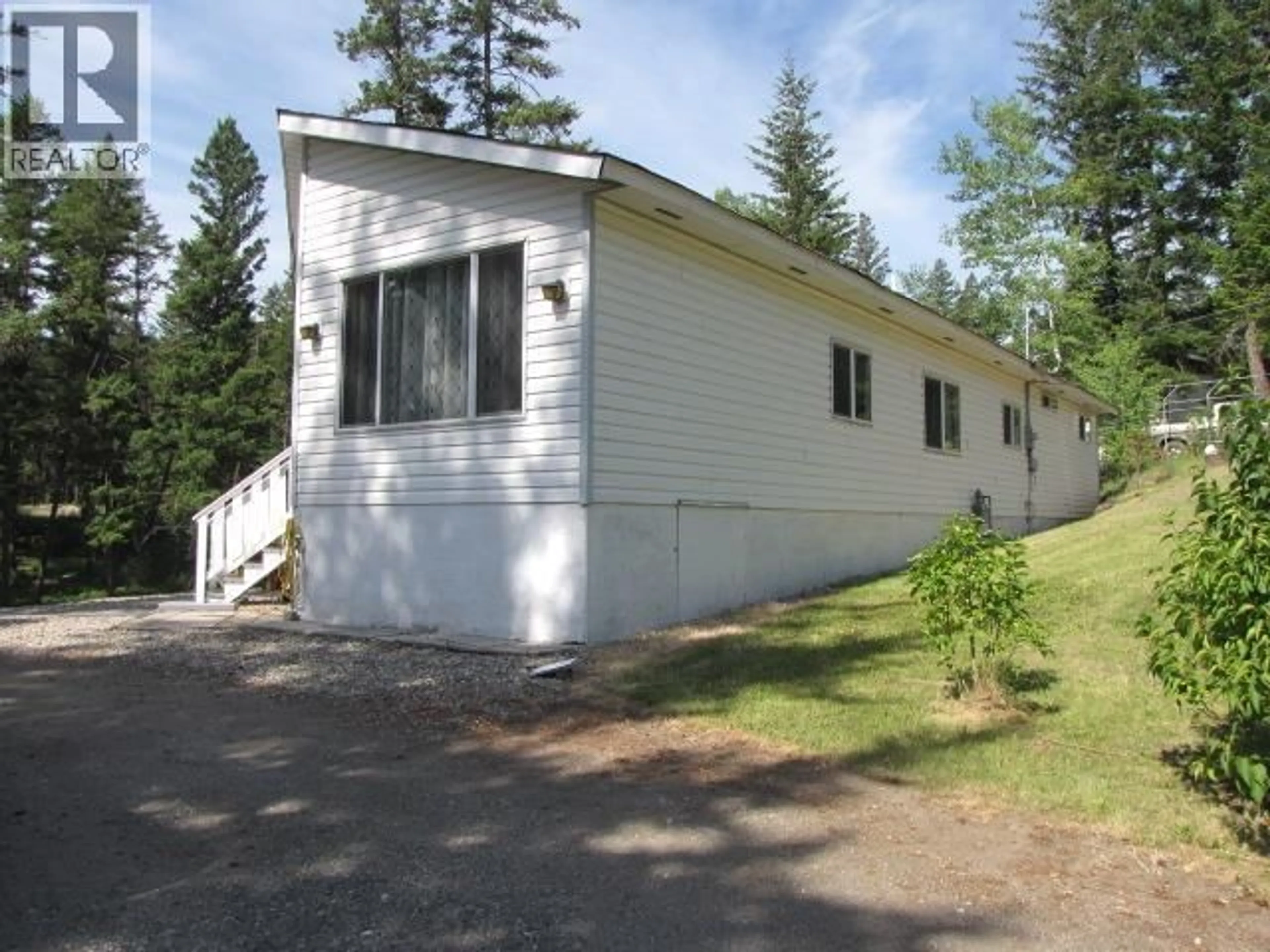 Home with vinyl exterior material, unknown for 1735 RICHLAND DRIVE, Williams Lake British Columbia V2G5E2