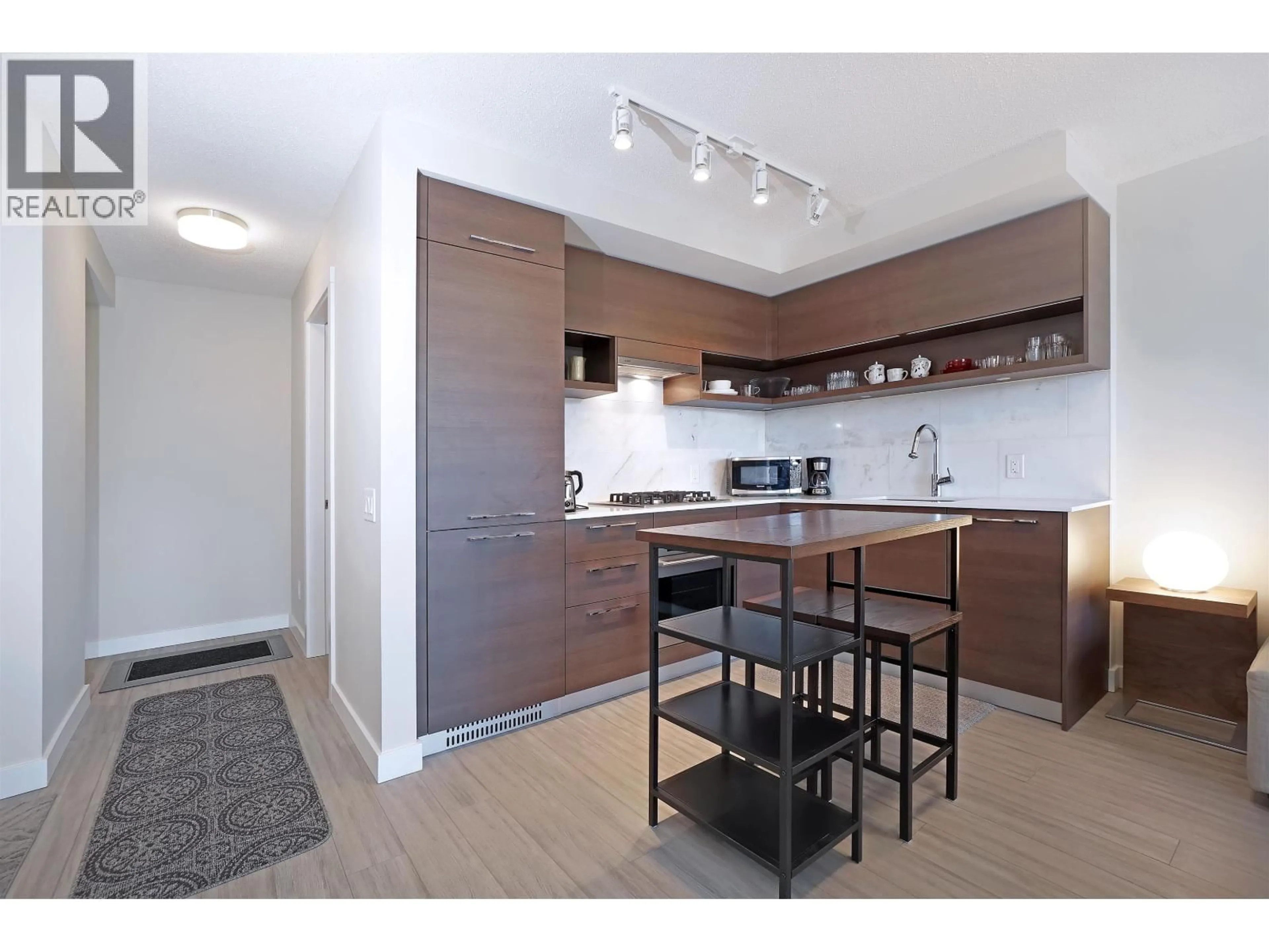 Standard kitchen, wood/laminate floor for 2606 - 570 EMERSON STREET, Coquitlam British Columbia V3J0G3