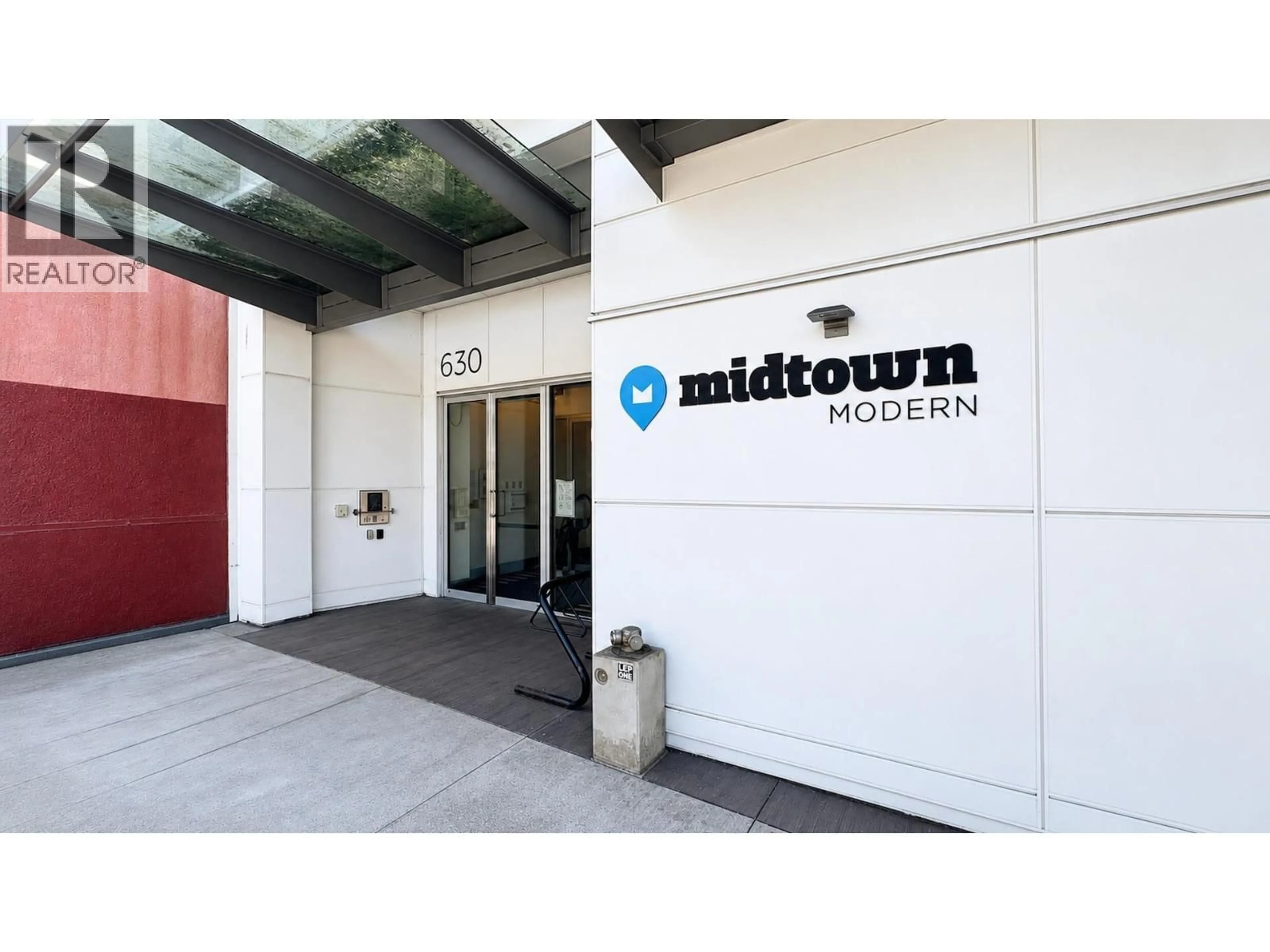 Indoor foyer for 308 - 630 BROADWAY, Vancouver British Columbia V5T0J1