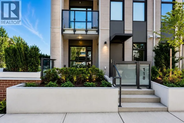 118 - 82 FIRST STREET, New Westminster 2