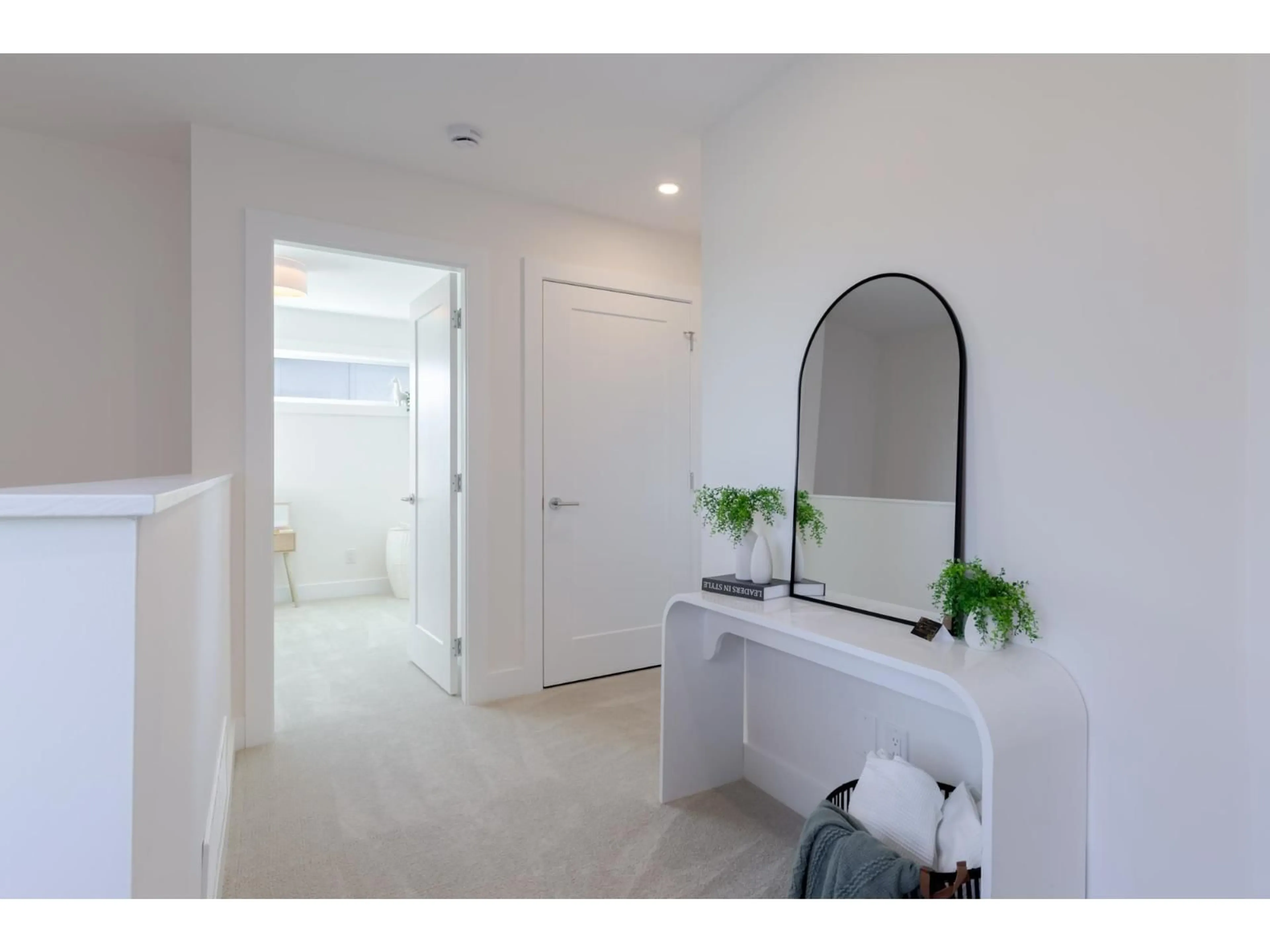 Indoor entryway for 2485 BECK ROAD, Abbotsford British Columbia V2S4S3