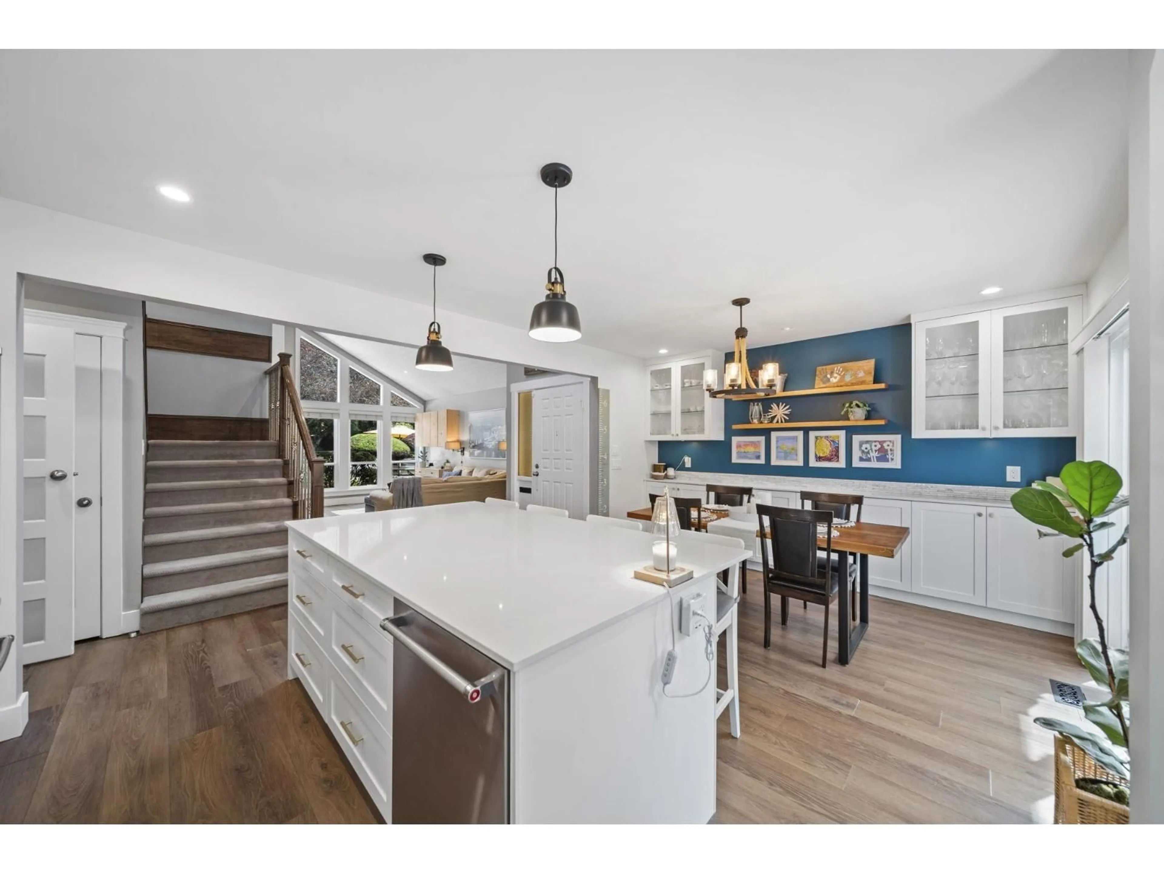 Open concept kitchen, unknown for 10942 63A AVENUE, Delta British Columbia V4E3B6