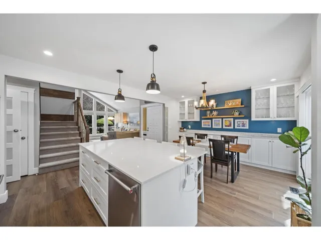 10942 63A AVENUE, Delta 3
