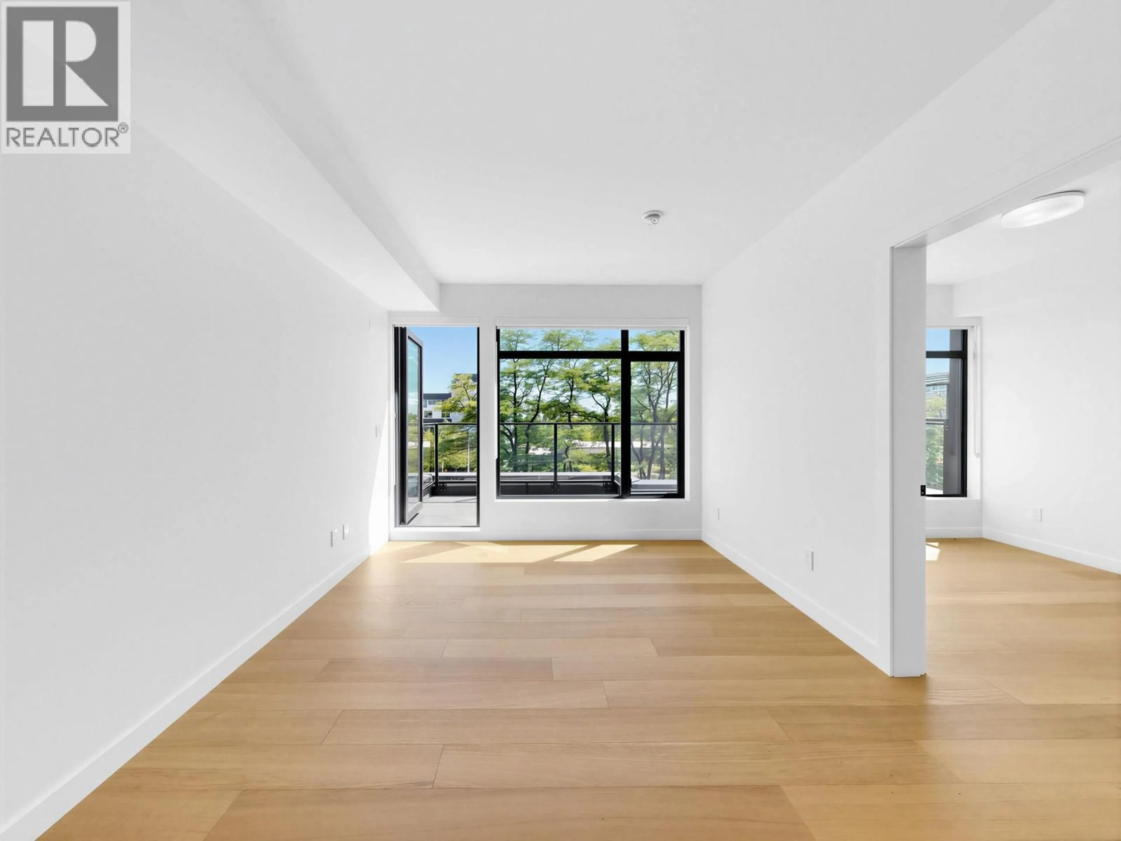 A pic of a room for 504 - 6485 MANITOBA STREET, Vancouver British Columbia V5Y0P7