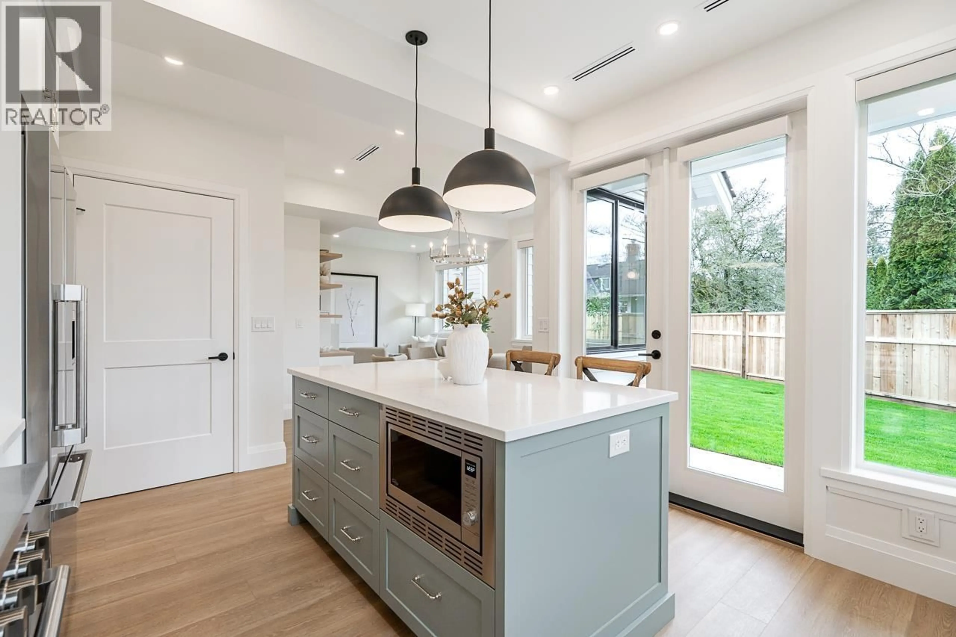 Open concept kitchen, unknown for 5413 CRESCENT DRIVE, Delta British Columbia V4K2E3