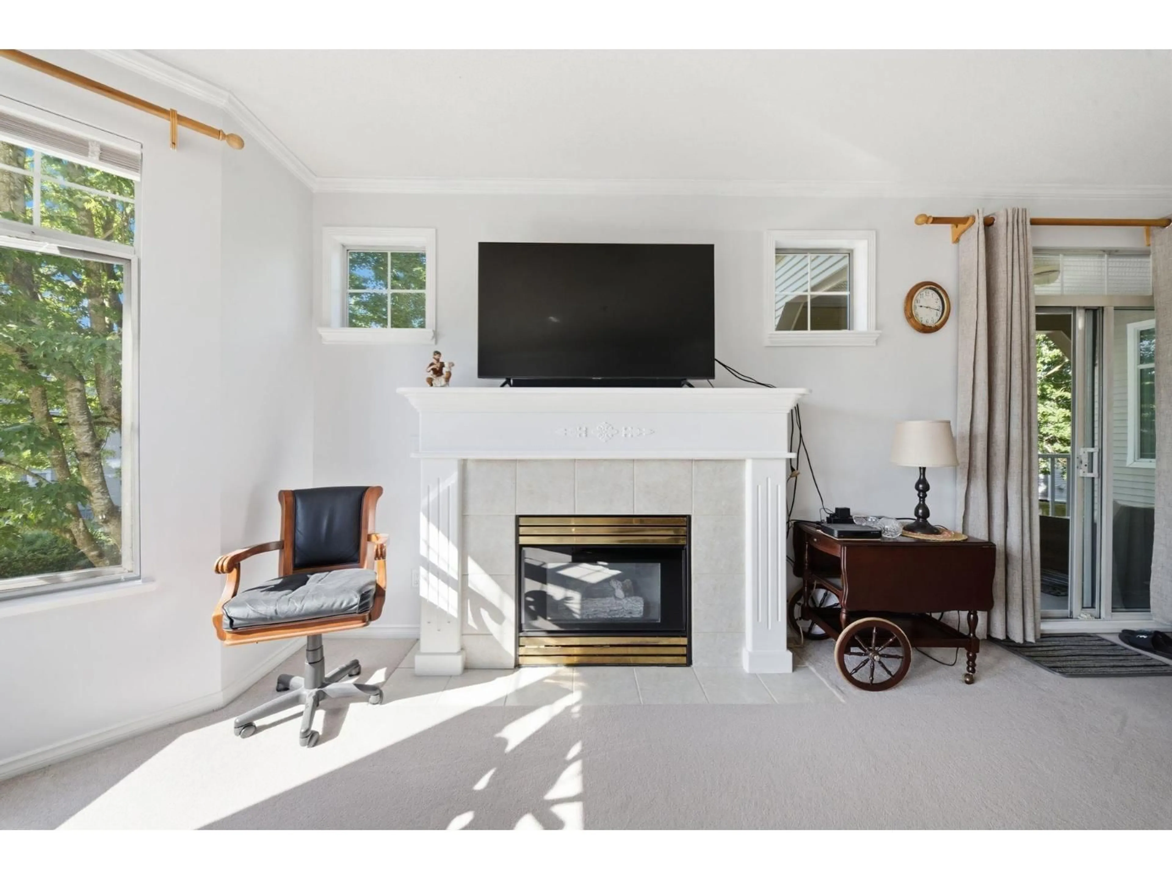 Home theater for 203 - 20897 57 AVENUE, Langley British Columbia V3A8L5