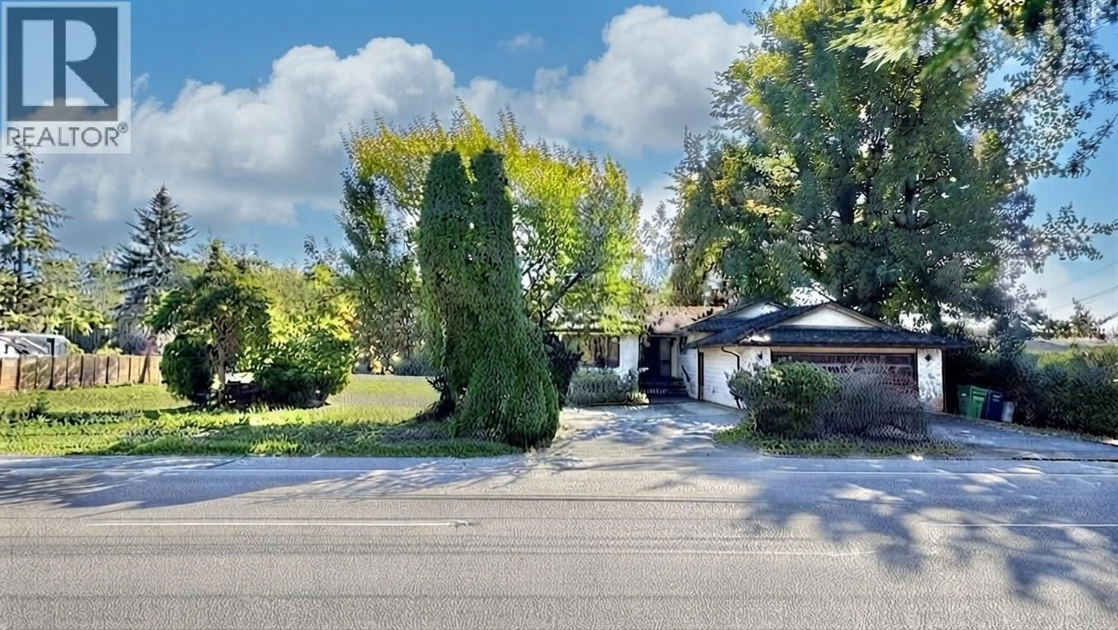 A pic from outside/outdoor area/front of a property/back of a property/a pic from drone, street for 10140 WESTMINSTER HIGHWAY, Richmond British Columbia V6X1B2