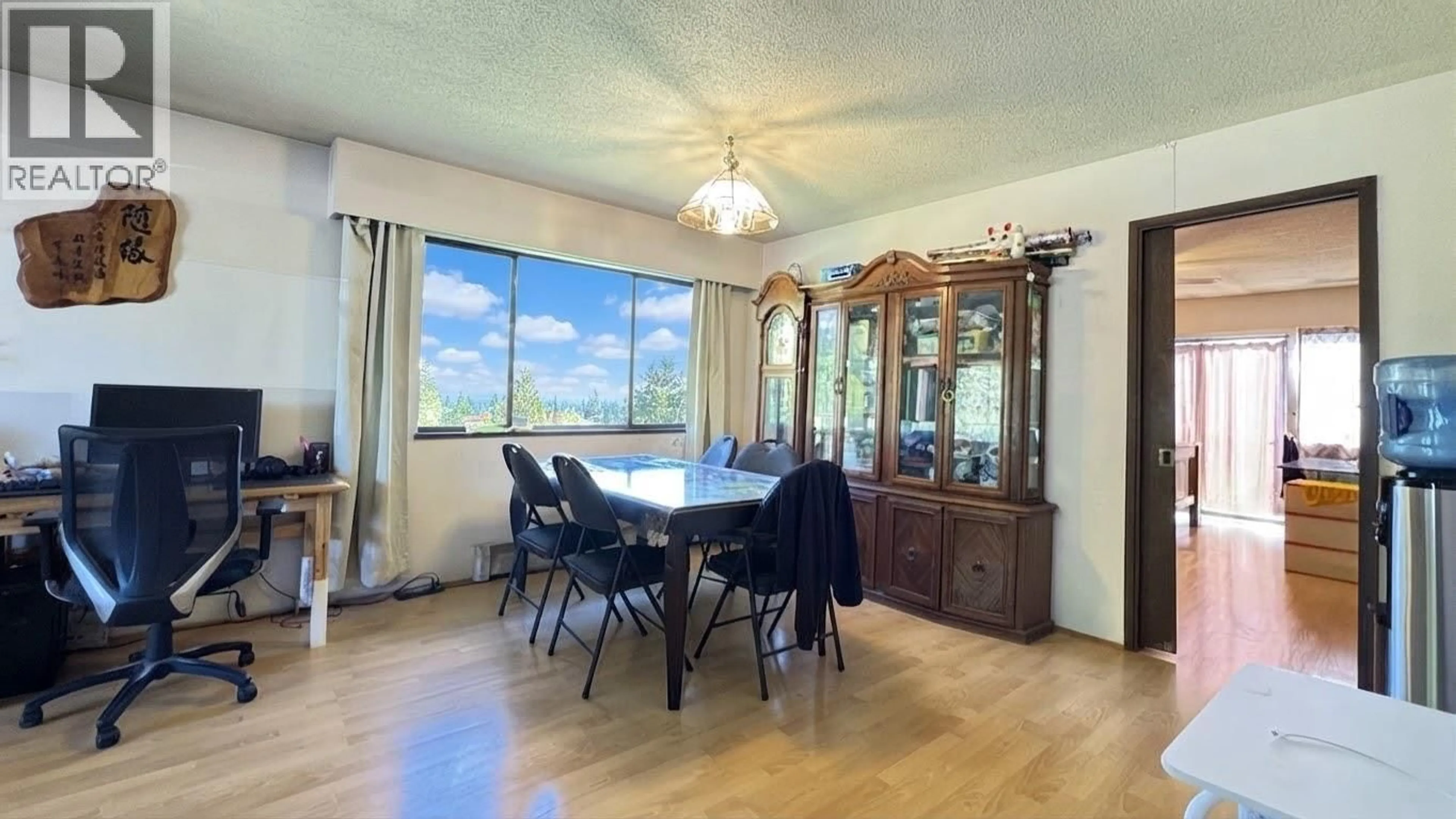 Dining room, wood/laminate floor for 10140 WESTMINSTER HIGHWAY, Richmond British Columbia V6X1B2