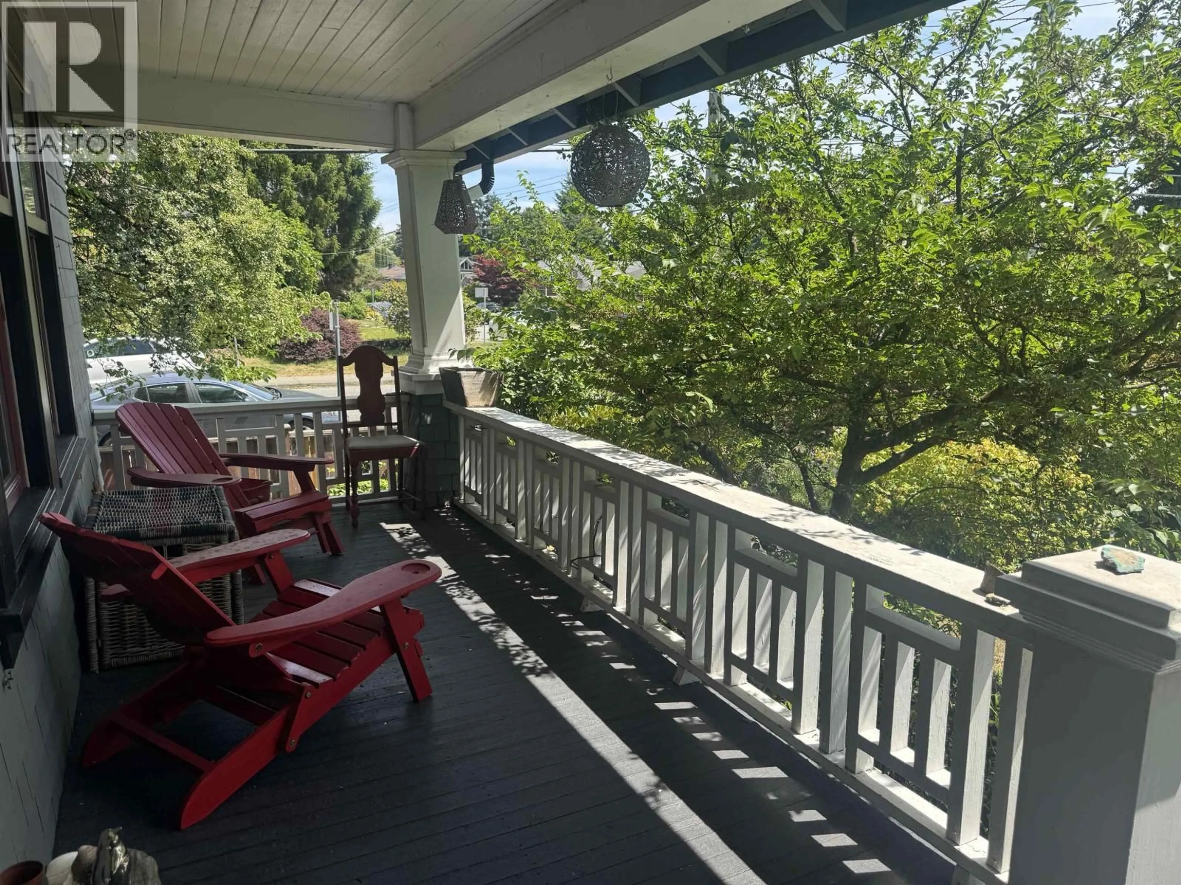 Patio, water/lake/river/ocean view for 364 14TH STREET, North Vancouver British Columbia V7L2N6