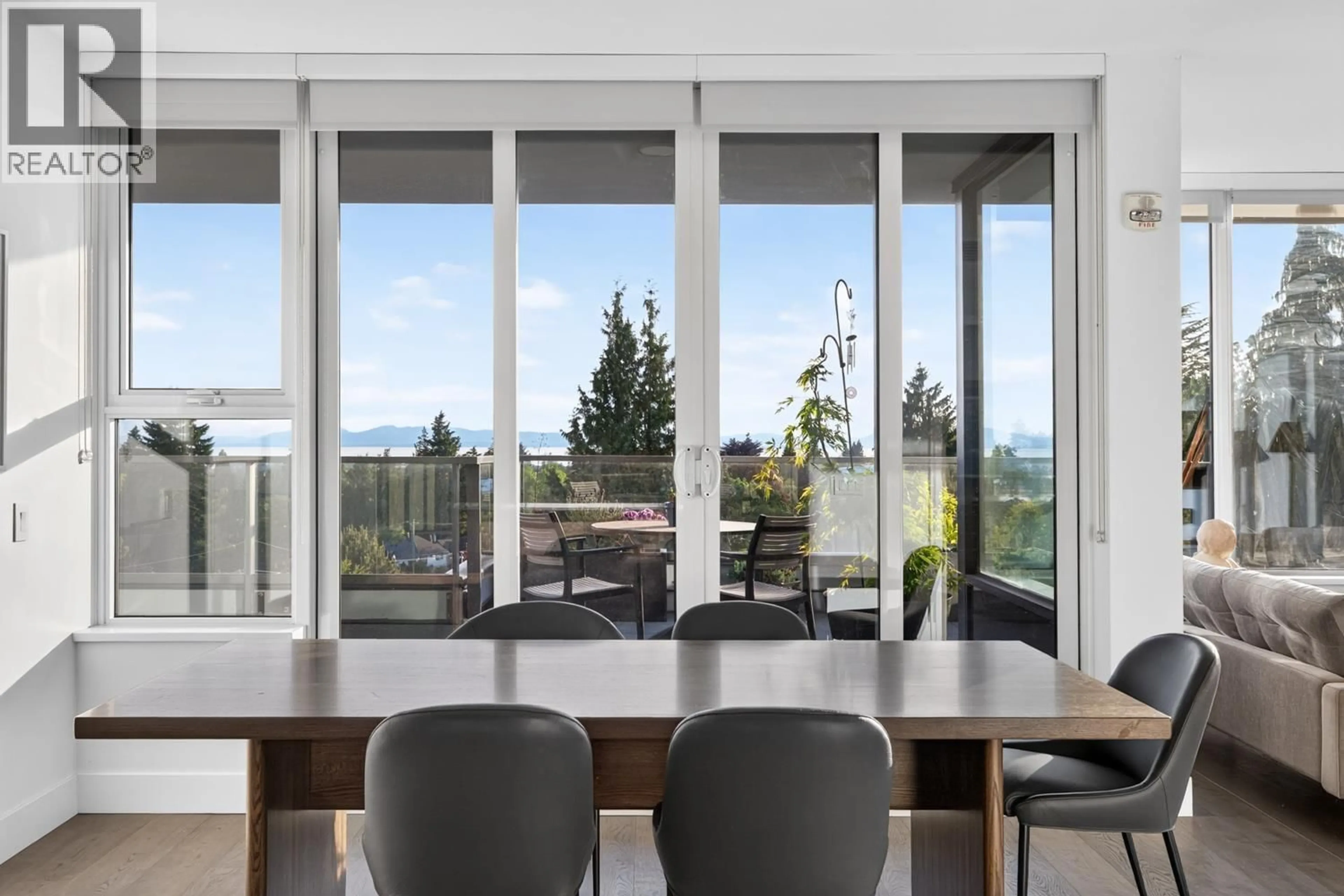 Dining room, unknown for 501 - 2102 48TH AVENUE, Vancouver British Columbia V6M2P5
