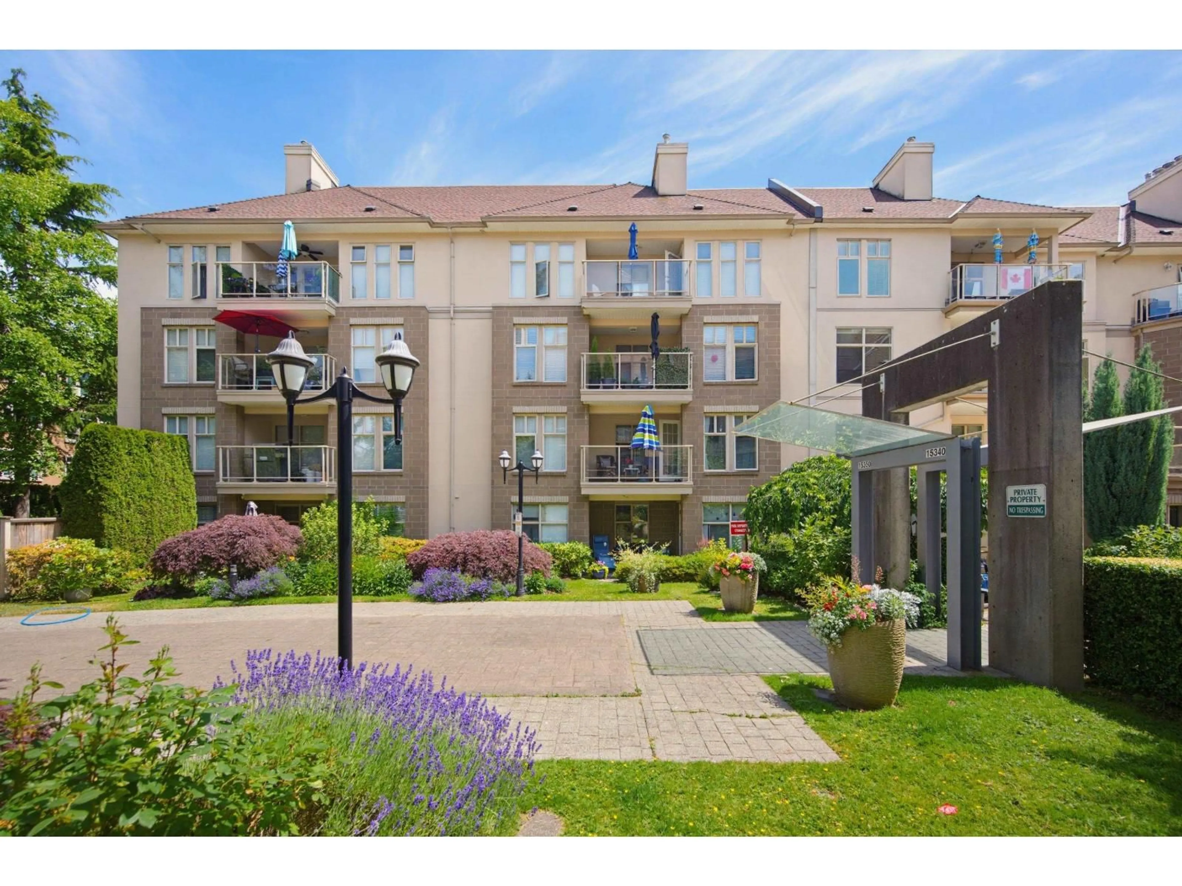 Patio, street for 312 - 15350 19A AVENUE, Surrey British Columbia V4A9W1