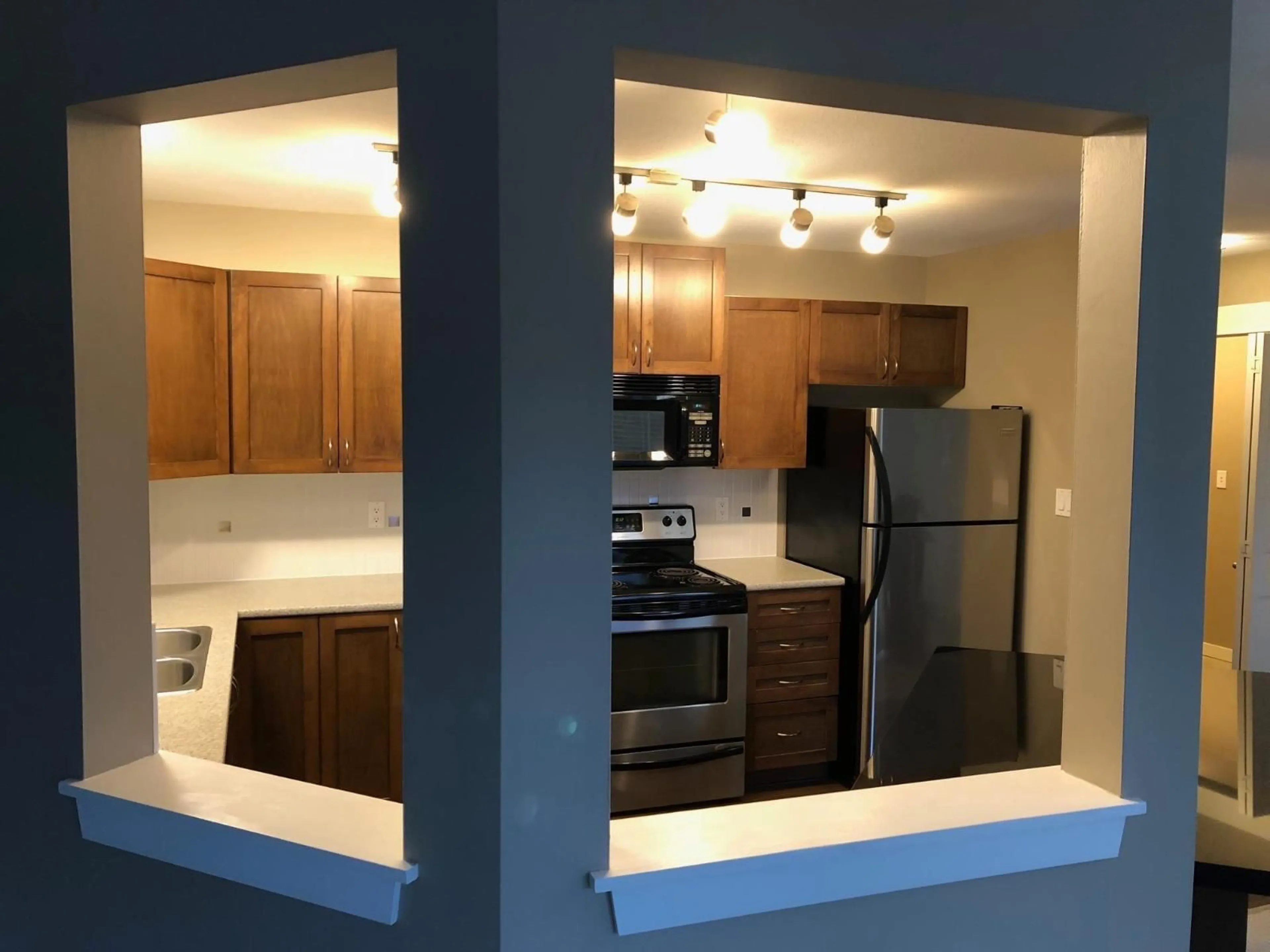 Standard kitchen, unknown for 204 - 32725 GEORGE FERGUSON WAY, Abbotsford British Columbia V2T5M5