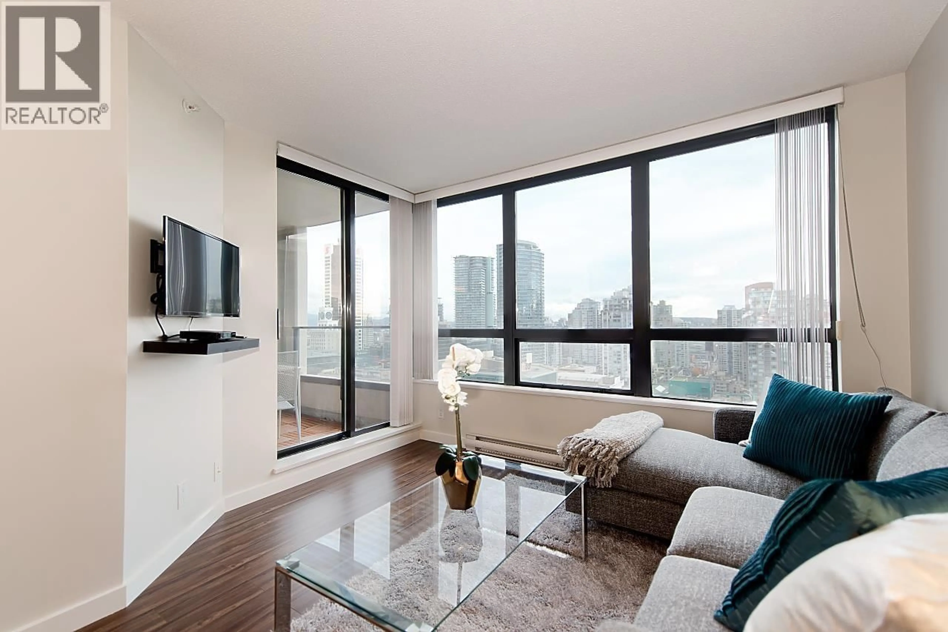 Living room with furniture, wood/laminate floor for 2123 - 938 SMITHE STREET, Vancouver British Columbia V6Z3H8