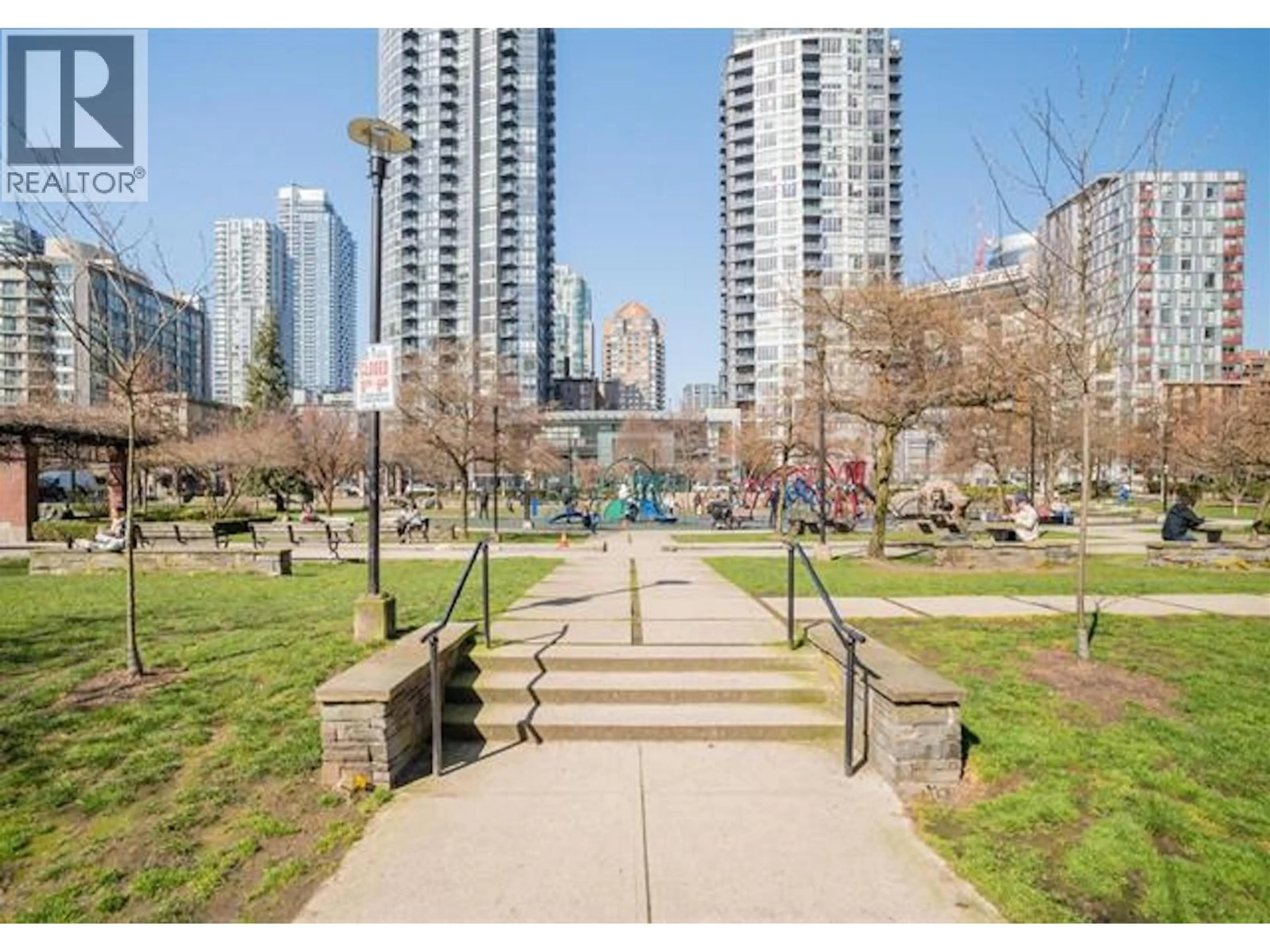 Patio, street for 606 - 1188 RICHARDS STREET, Vancouver British Columbia V6B3E6