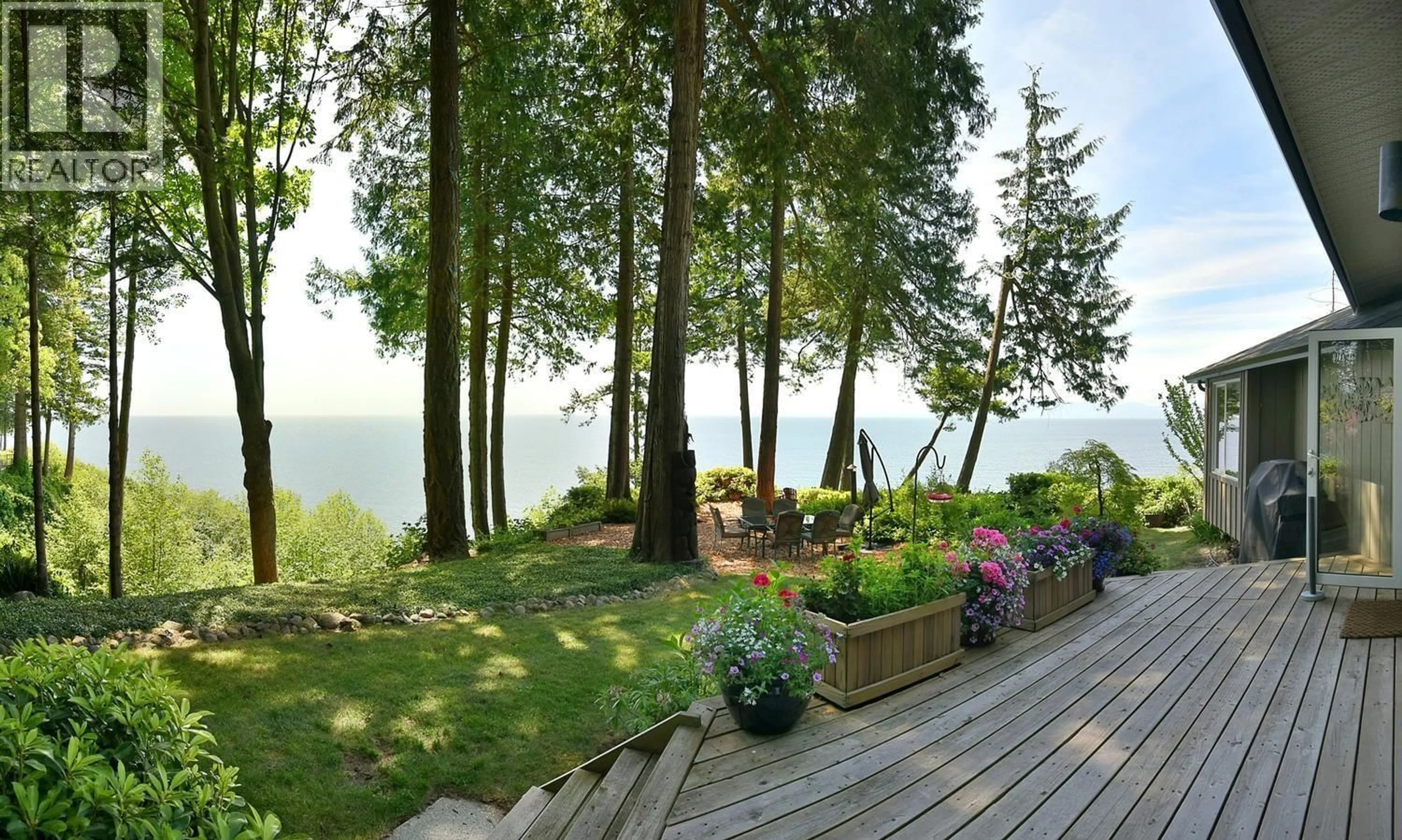 Patio, water/lake/river/ocean view for 7647 EUREKA PLACE, Halfmoon Bay British Columbia V7Z1A1